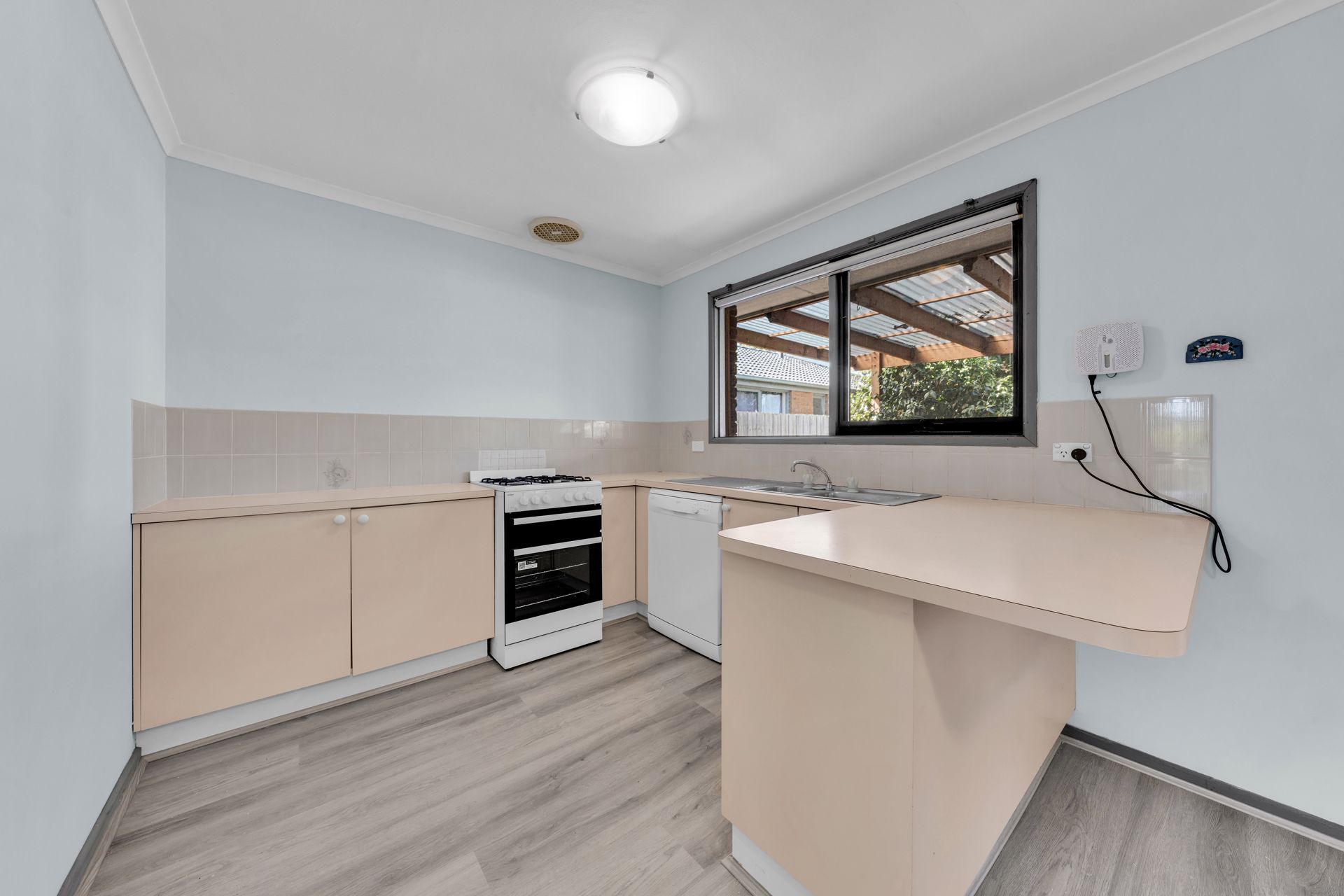 32 Earnshaw Drive, Carrum Downs, VIC 3201