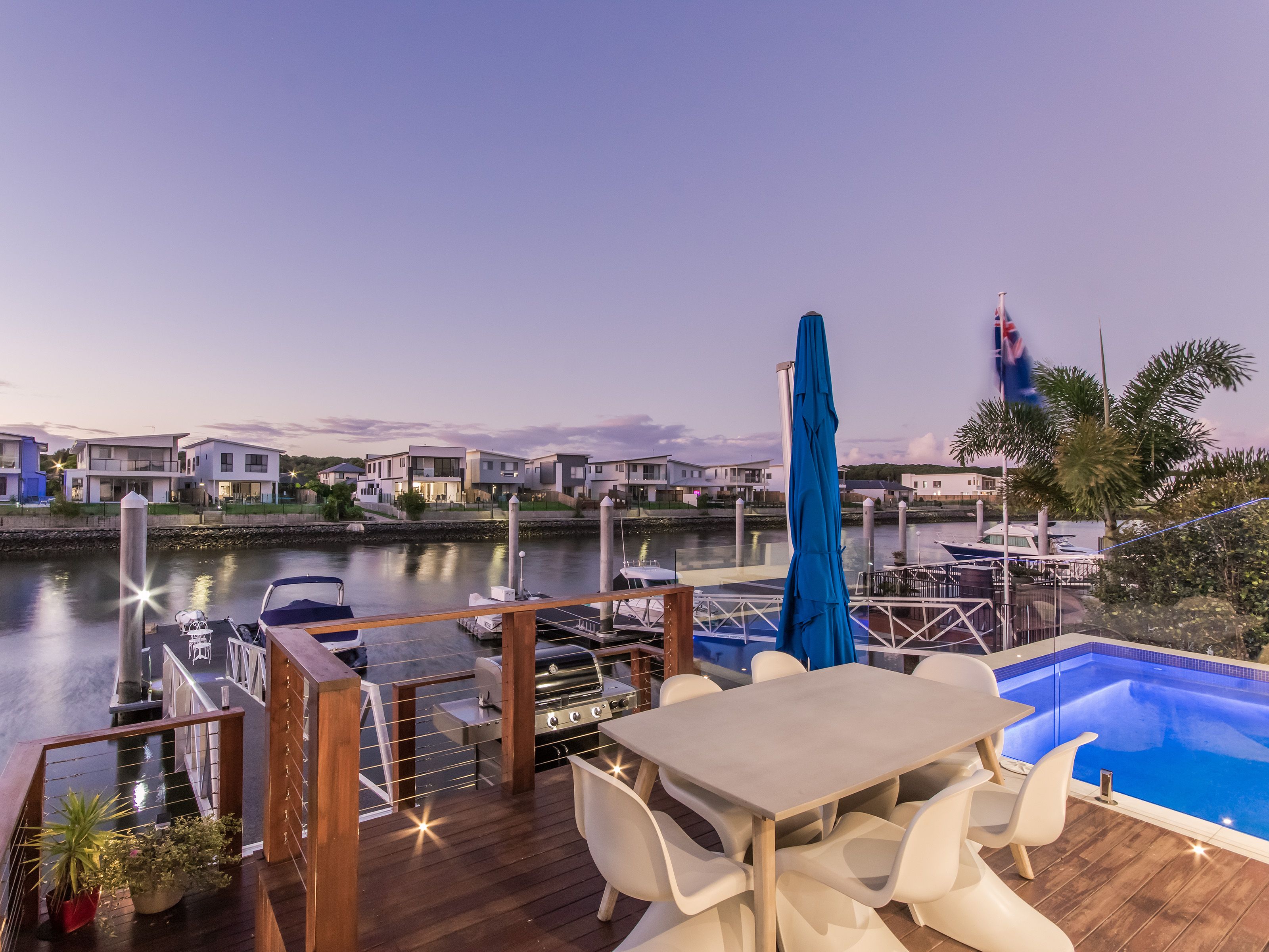 86 North Quay Circuit, Hope Island, QLD 4212