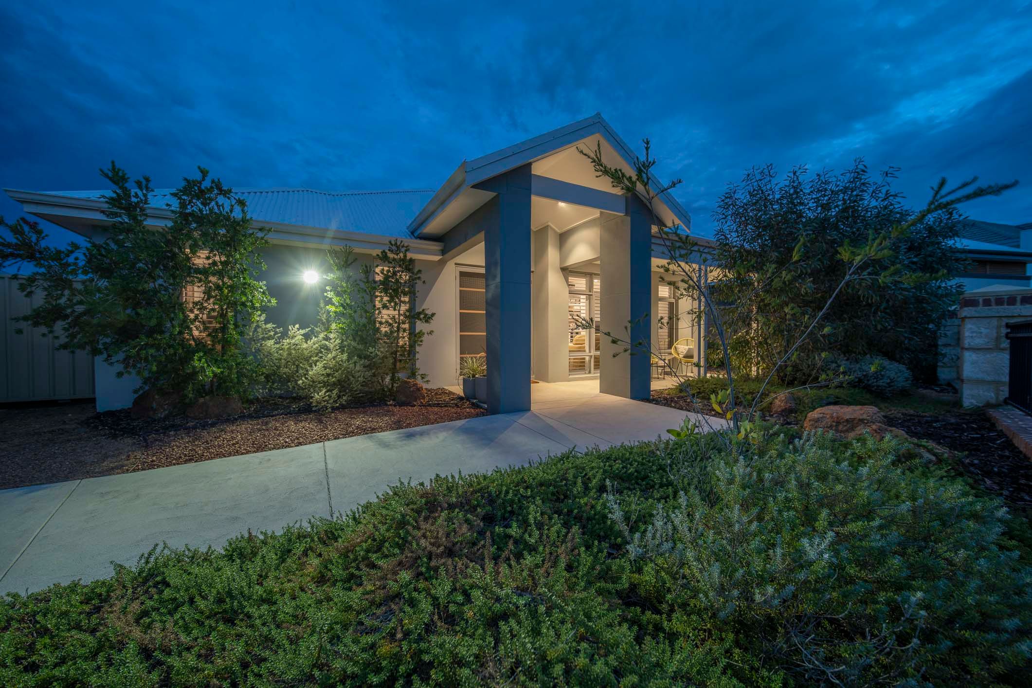 54 Pexton Drive, South Guildford, WA 6055
