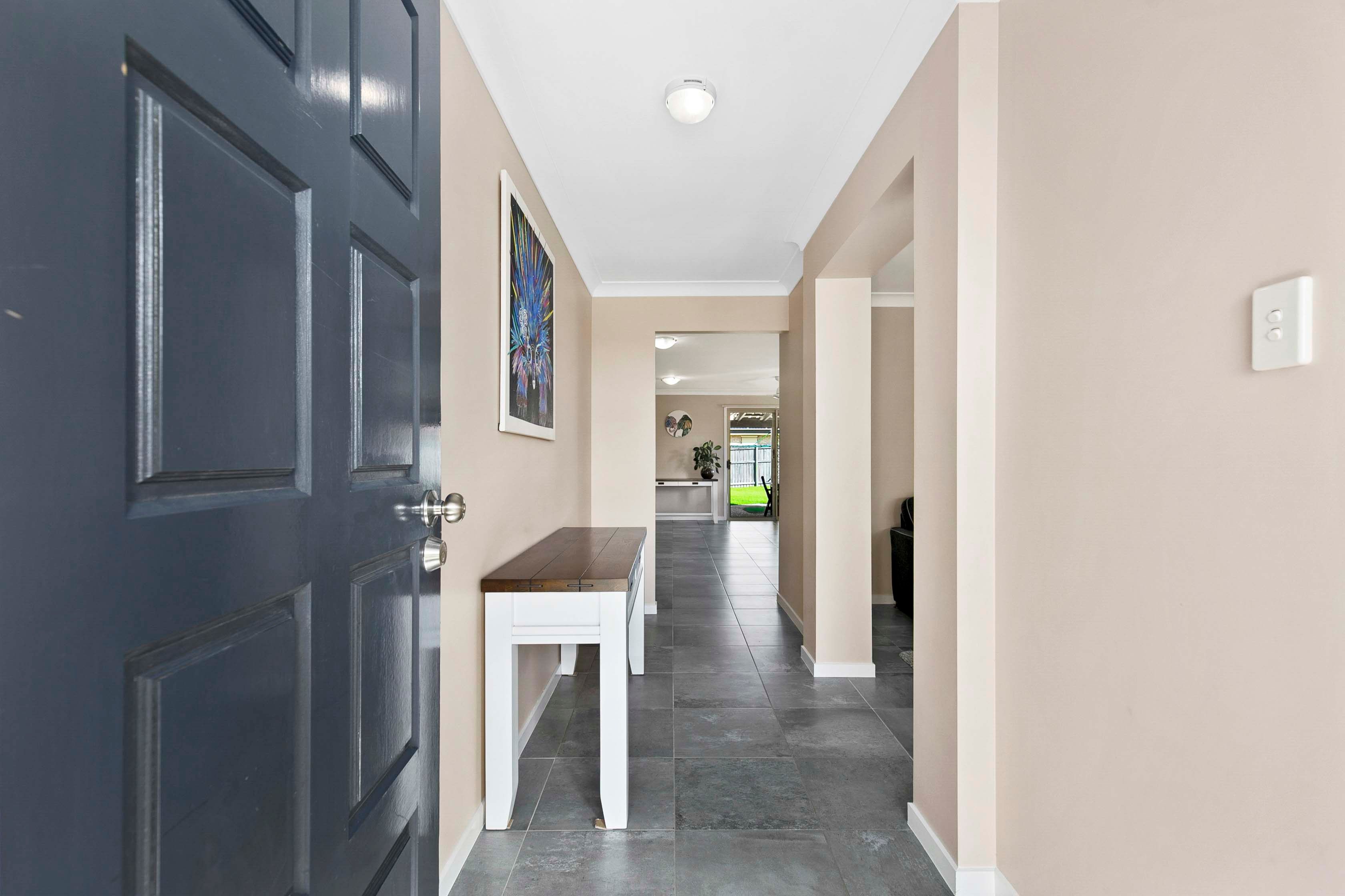 4 Teresa Street, Nikenbah, QLD 4655
