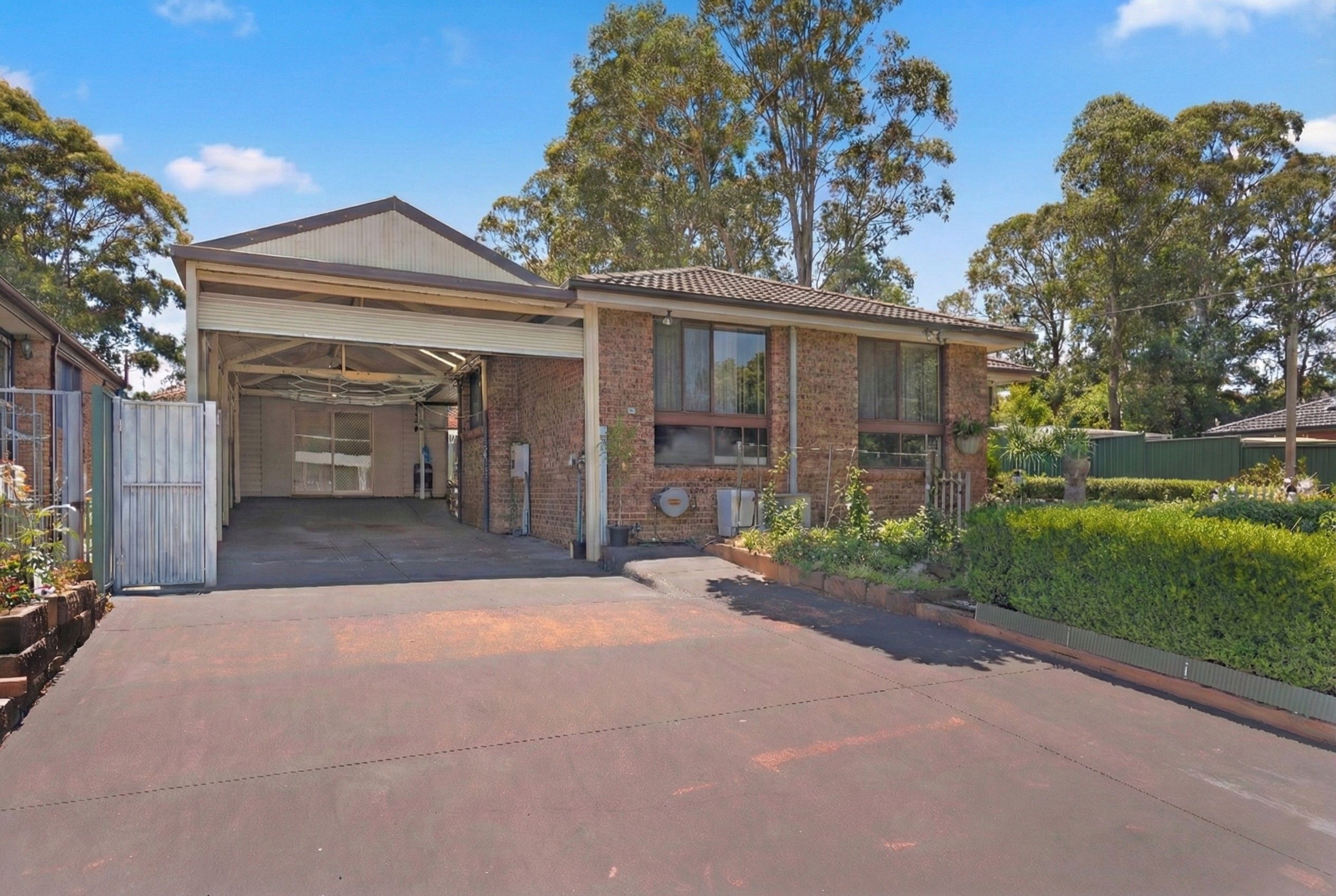 5 Tobruk Place, Bossley Park, NSW 2176