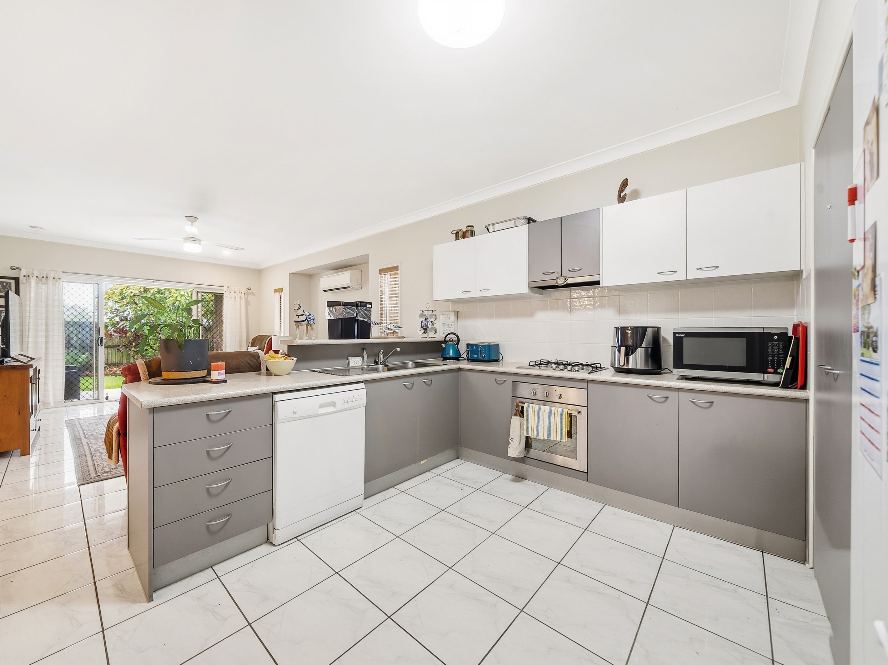 14 Wallaby Street, North Lakes, QLD 4509