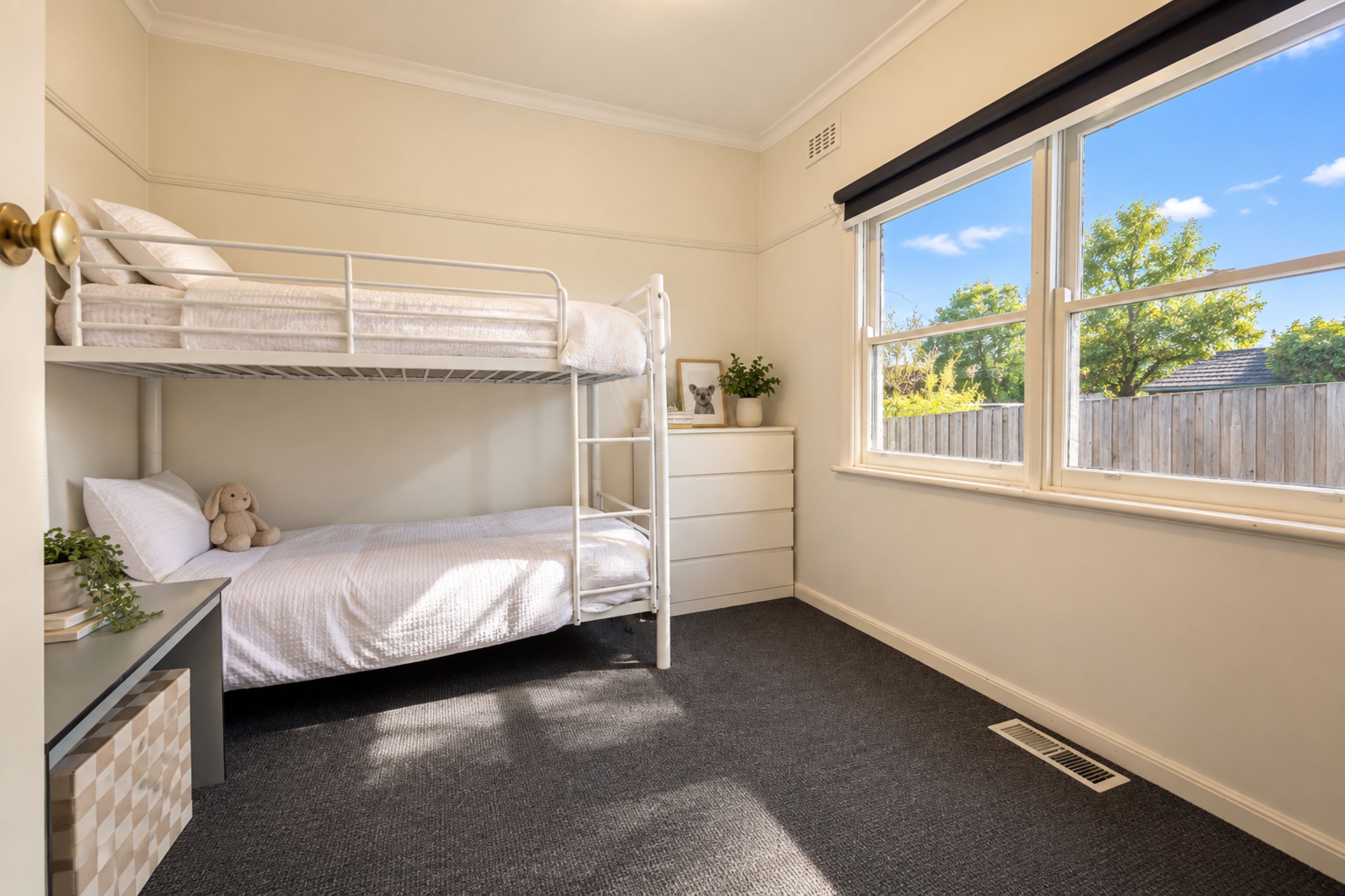 34 Abeckett Street — photo 9 of 16
