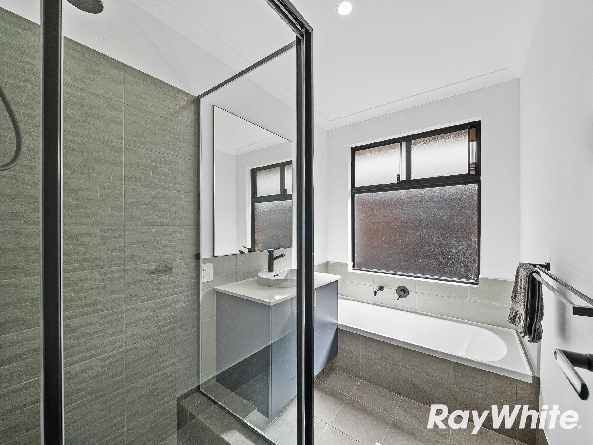 82 Dragonfly Boulevard — photo 10 of 12