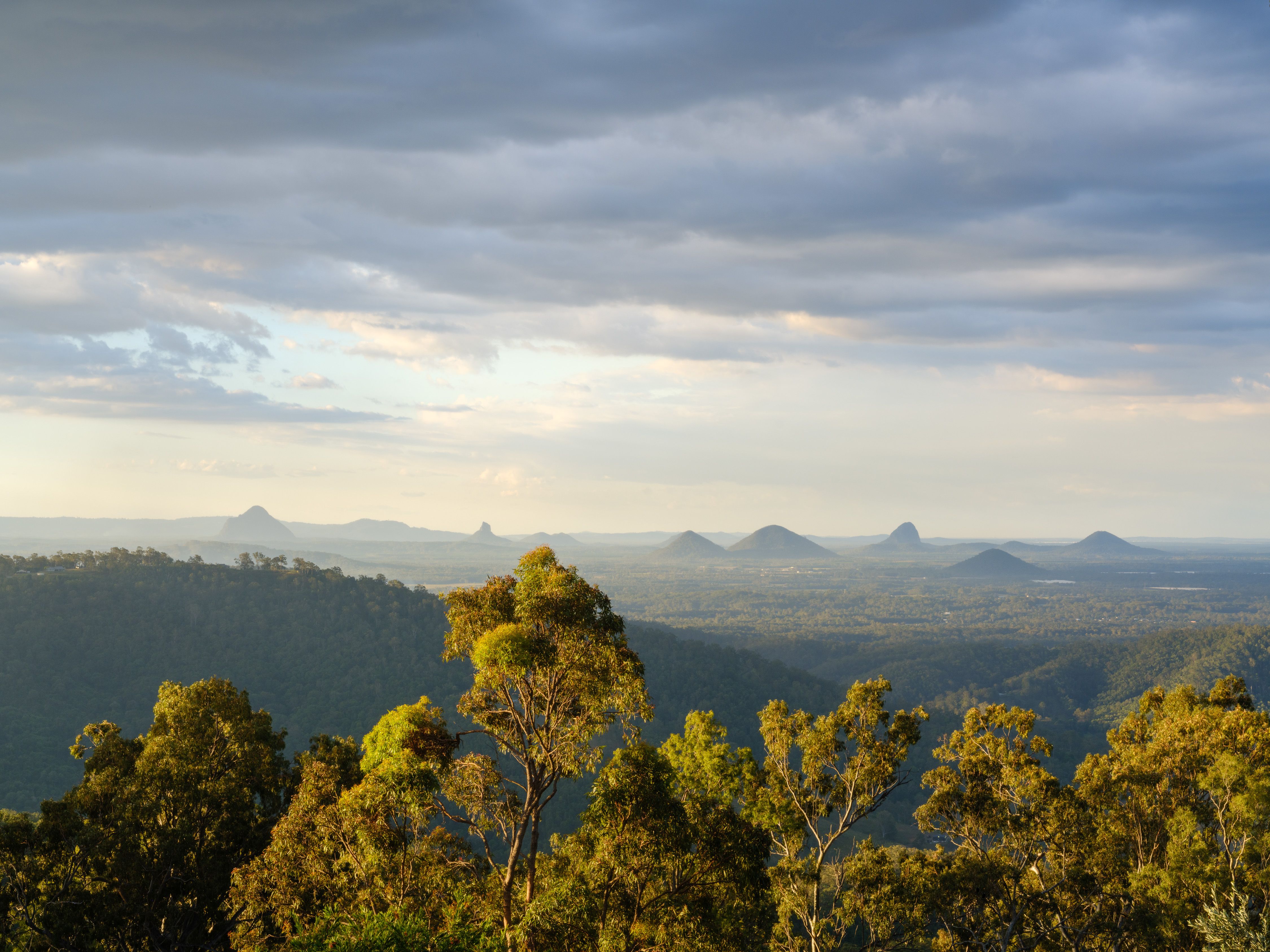 Architectural Masterpiece with Panoramic Glasshouse Mountain Views — photo 24 of 28