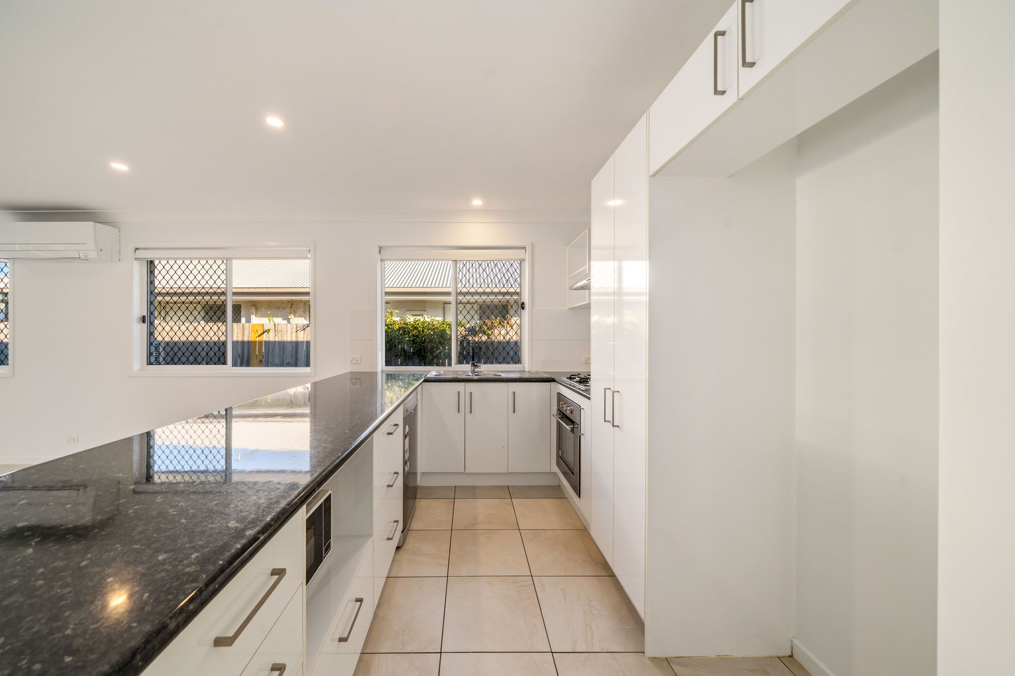 2/180 Graham Road, Morayfield, QLD 4506