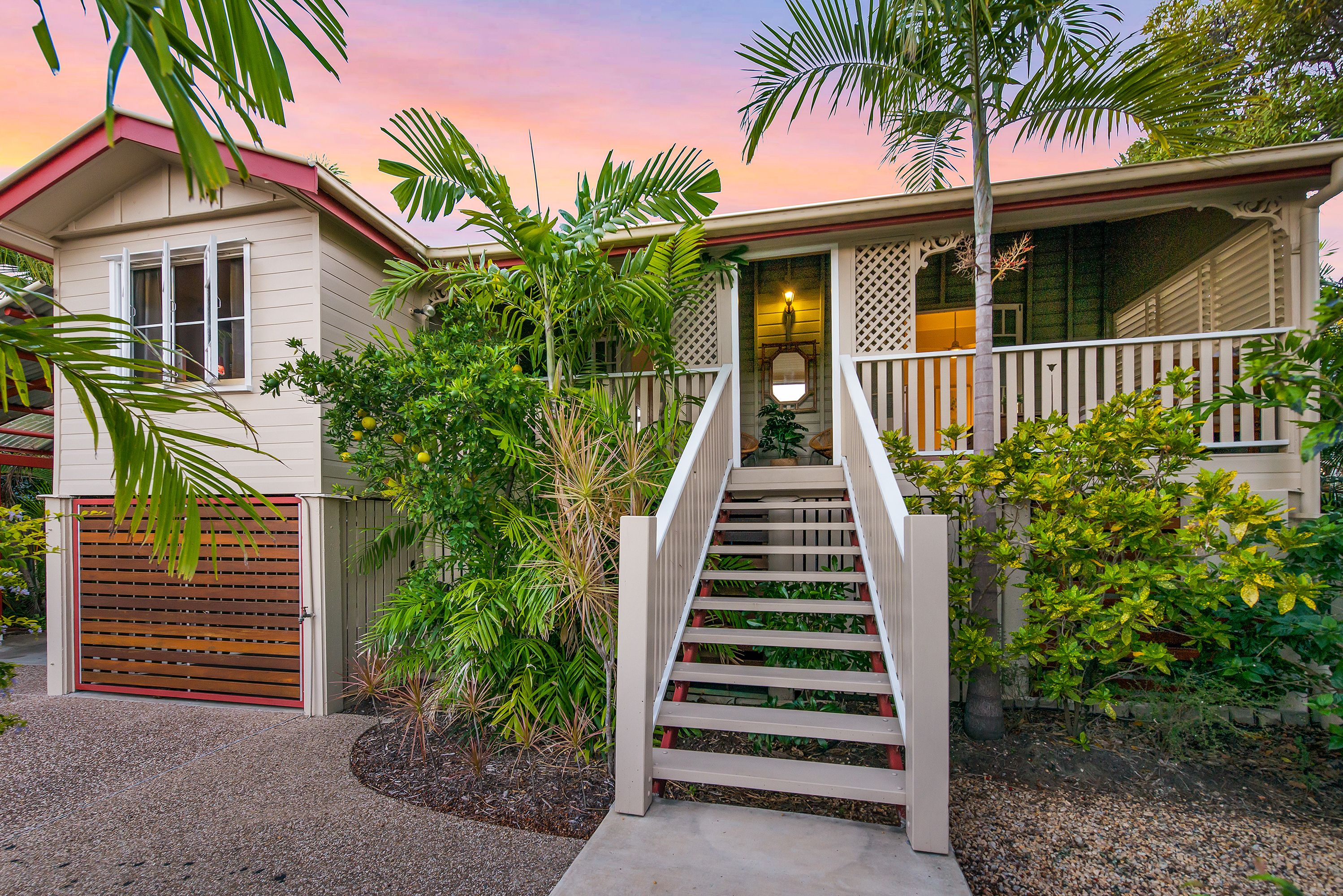 13 Sturges Street, Hermit Park, QLD 4812