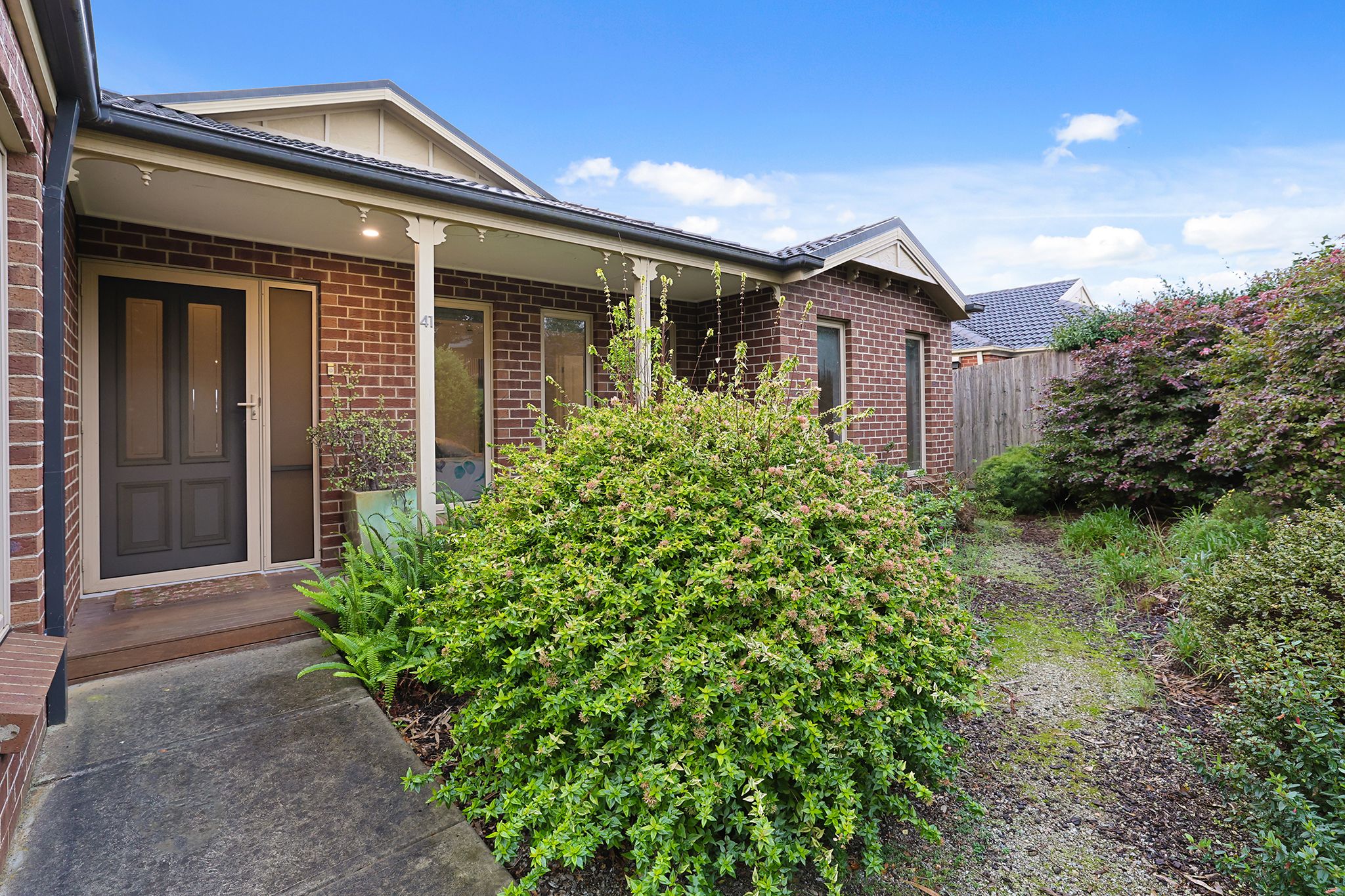 41 Victoria Street — photo 3 of 29