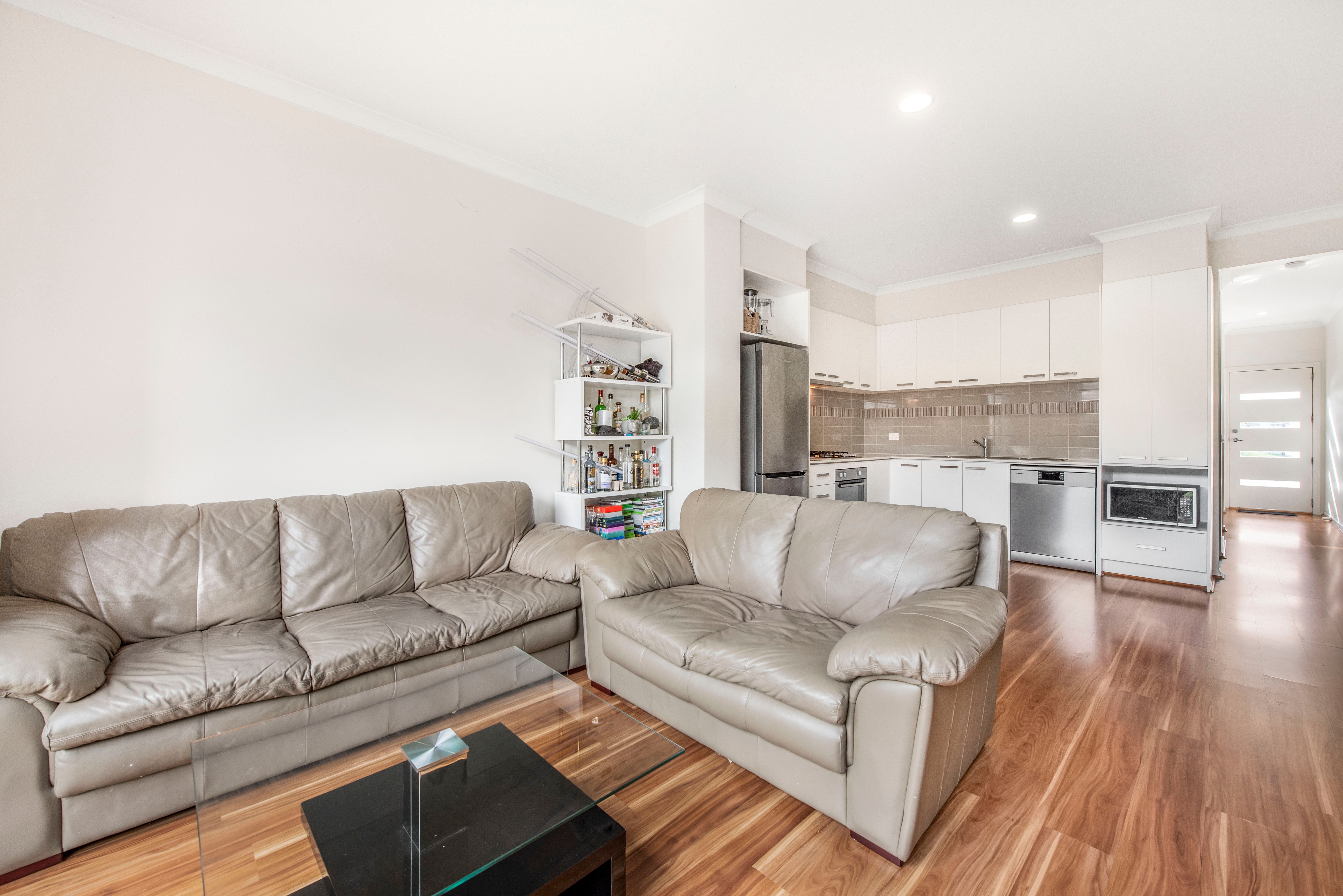8 Park Orchard Drive, Pakenham, VIC 3810