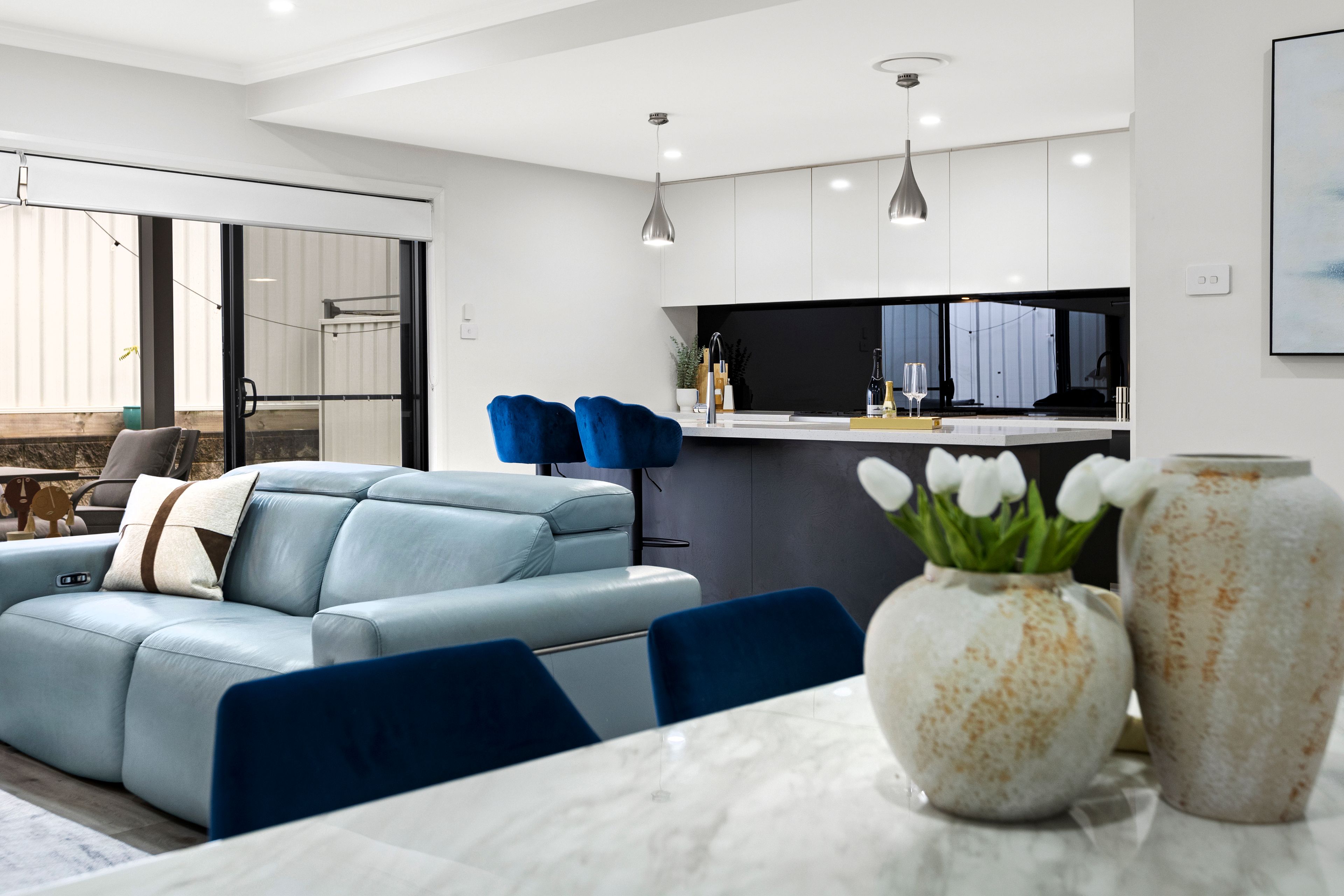 Modern, North Facing Torrens Title Duplex in Prime Family Friendly Location! — photo 5 of 19