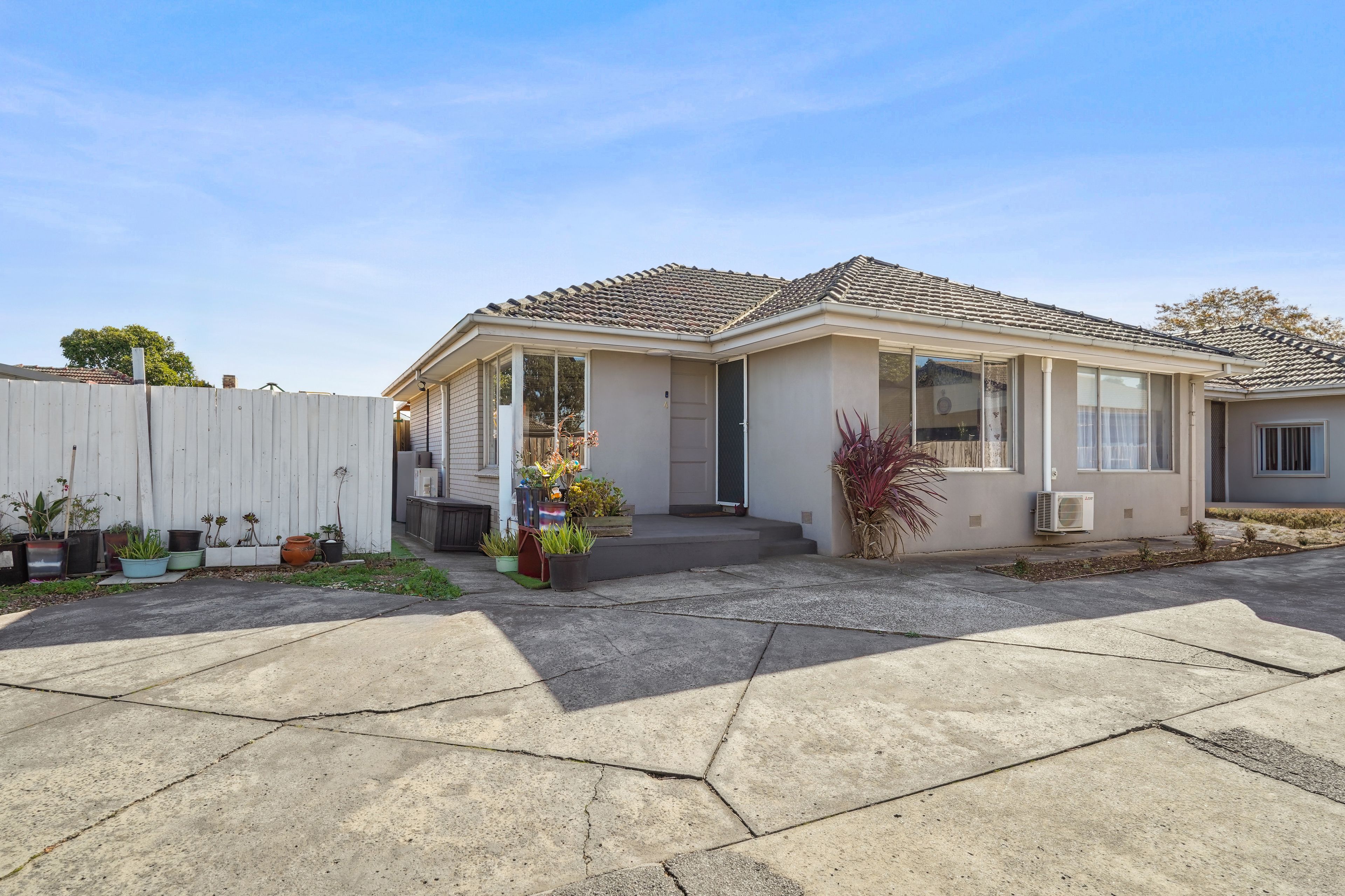 9 Asquith Street, Reservoir VIC 3073