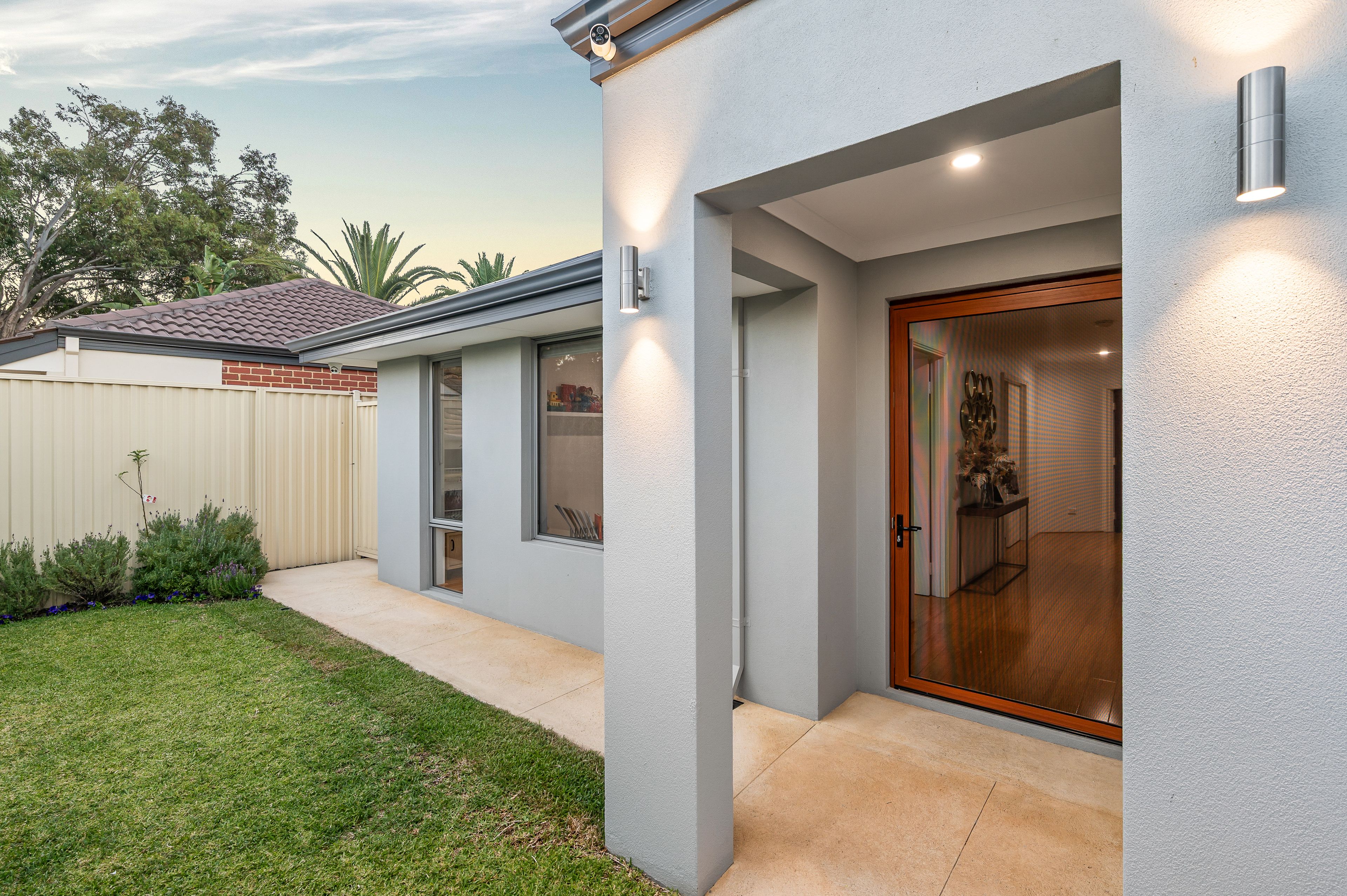 27C Strode Avenue, Hamilton Hill, WA 6163