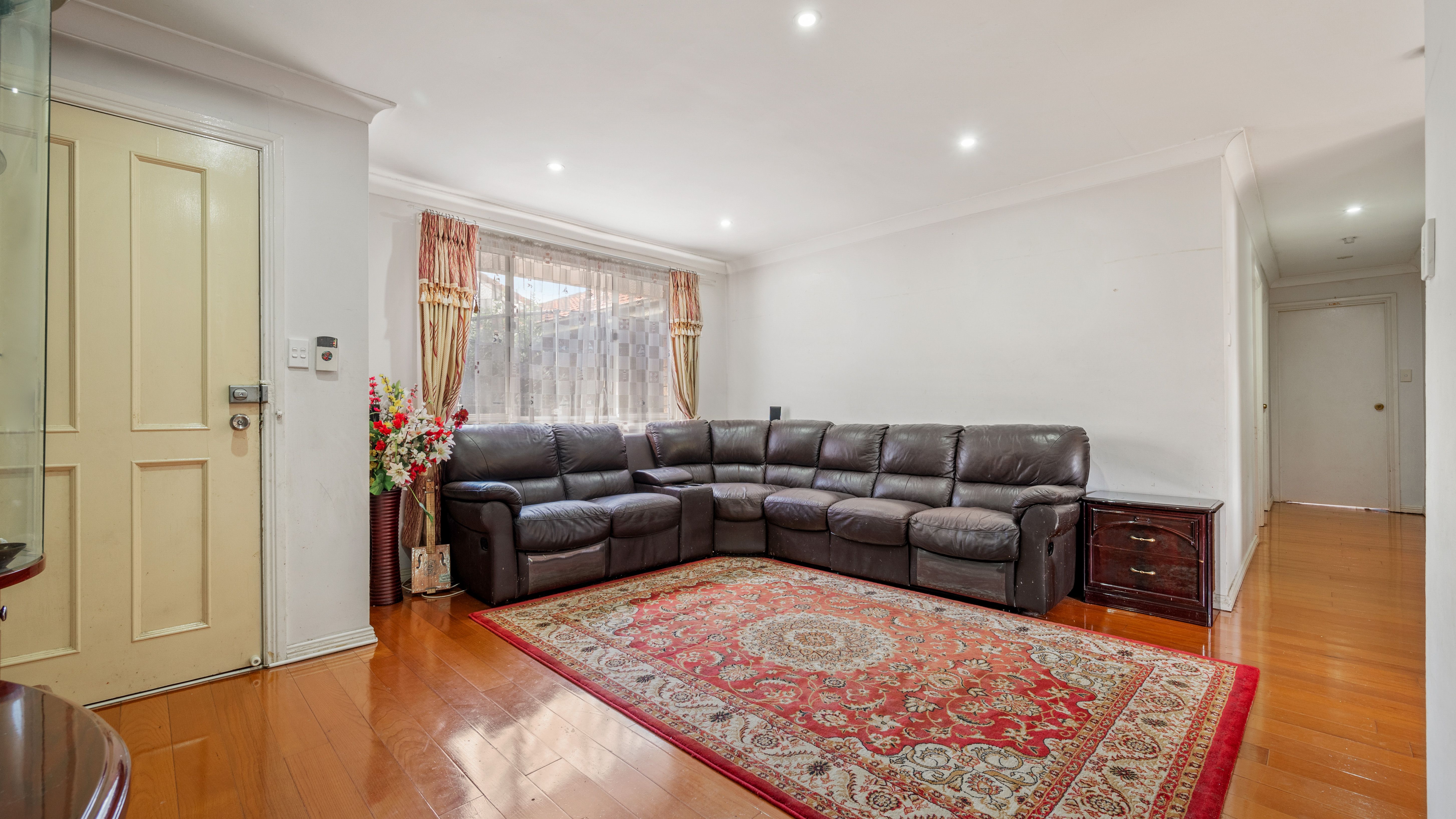 2/16 Nardoo Street, Ingleburn, NSW 2565