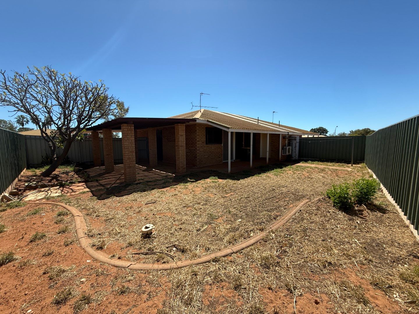25 Nickol Road — photo 10 of 24