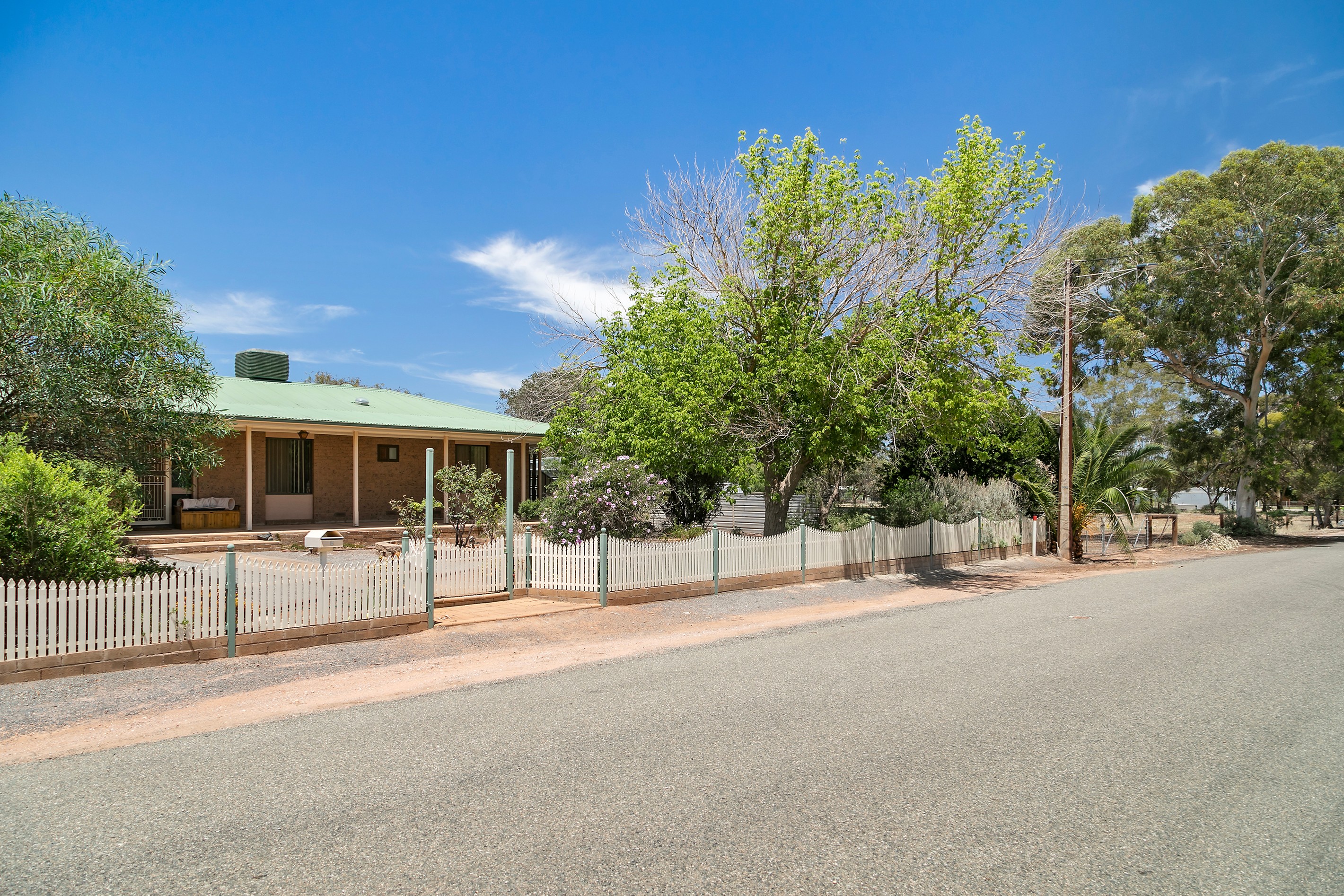 8 Matthew Street, Gladstone, SA 5473