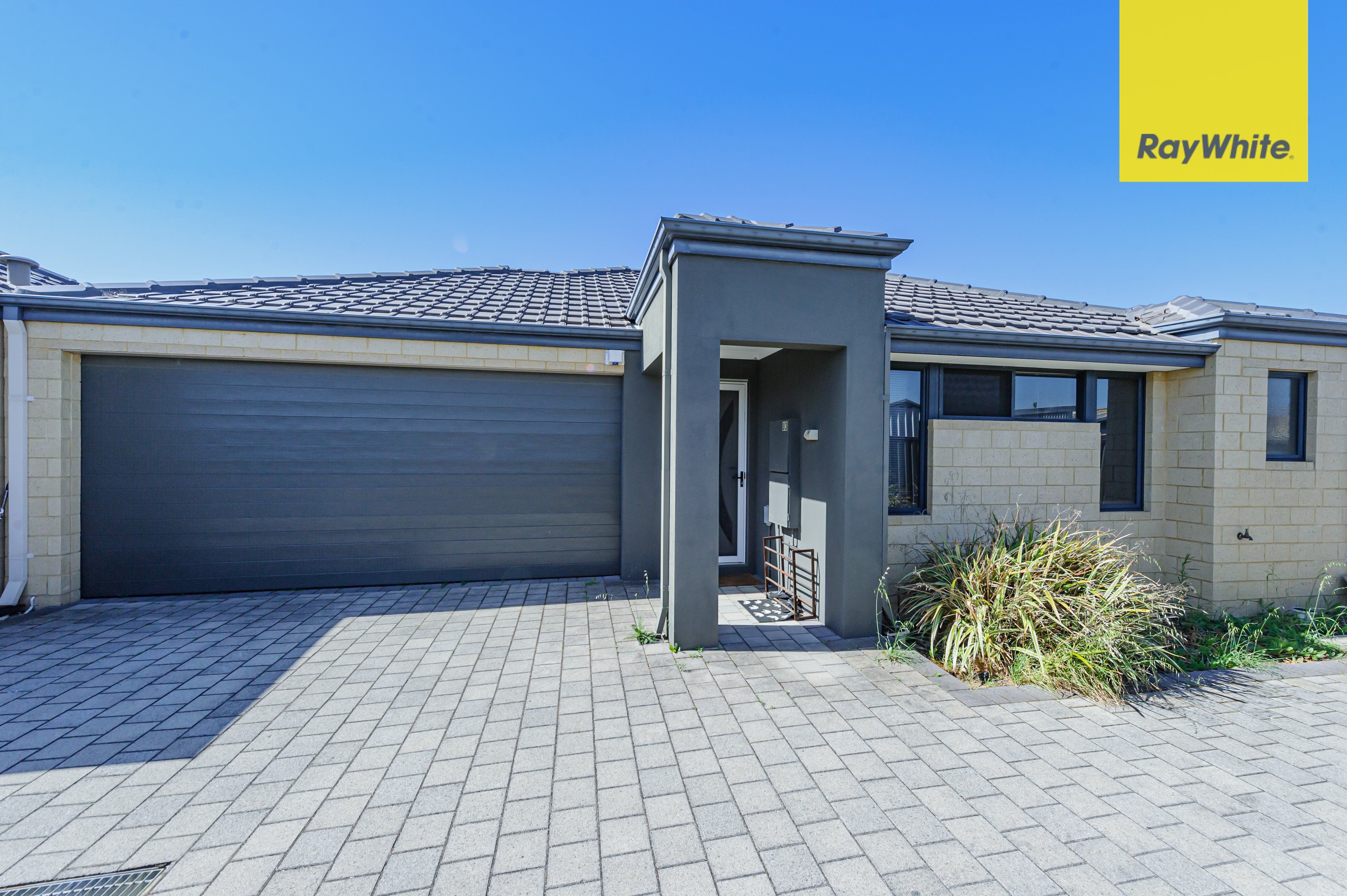 42 Wroxton Street, Midland WA 6056