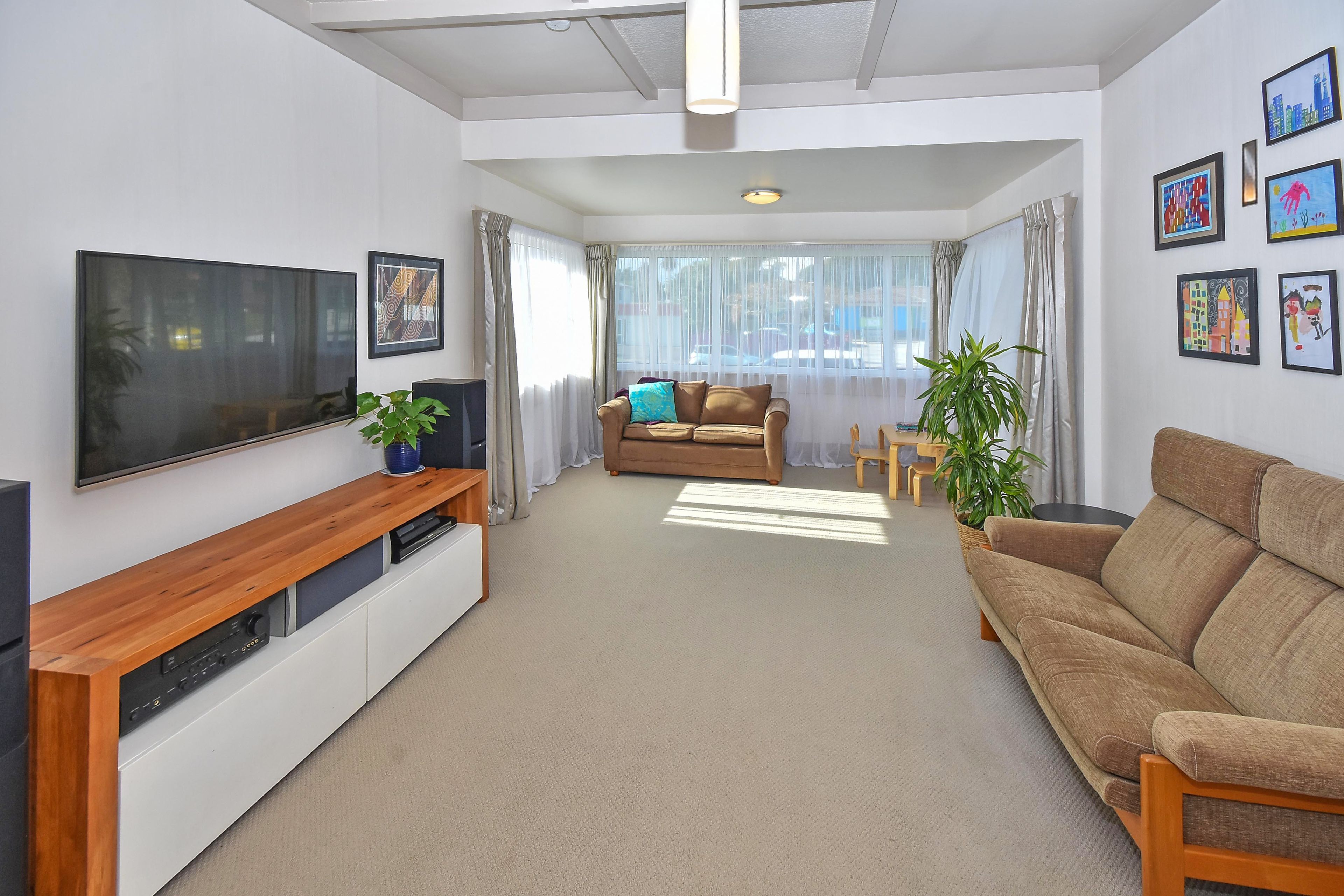 27 Kenderdine Road, Papatoetoe, Manukau City