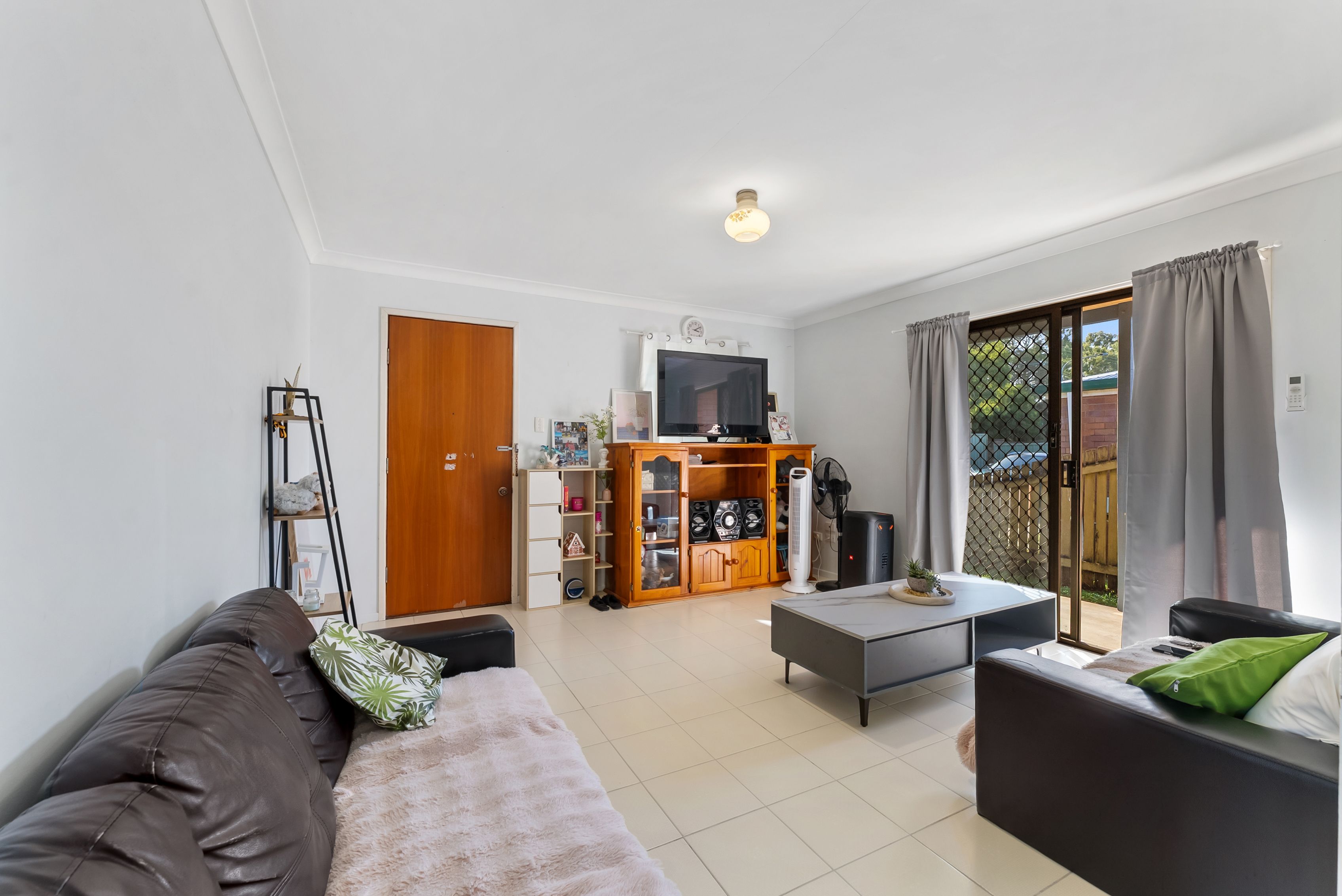 2365 Sandgate Road — photo 4 of 18