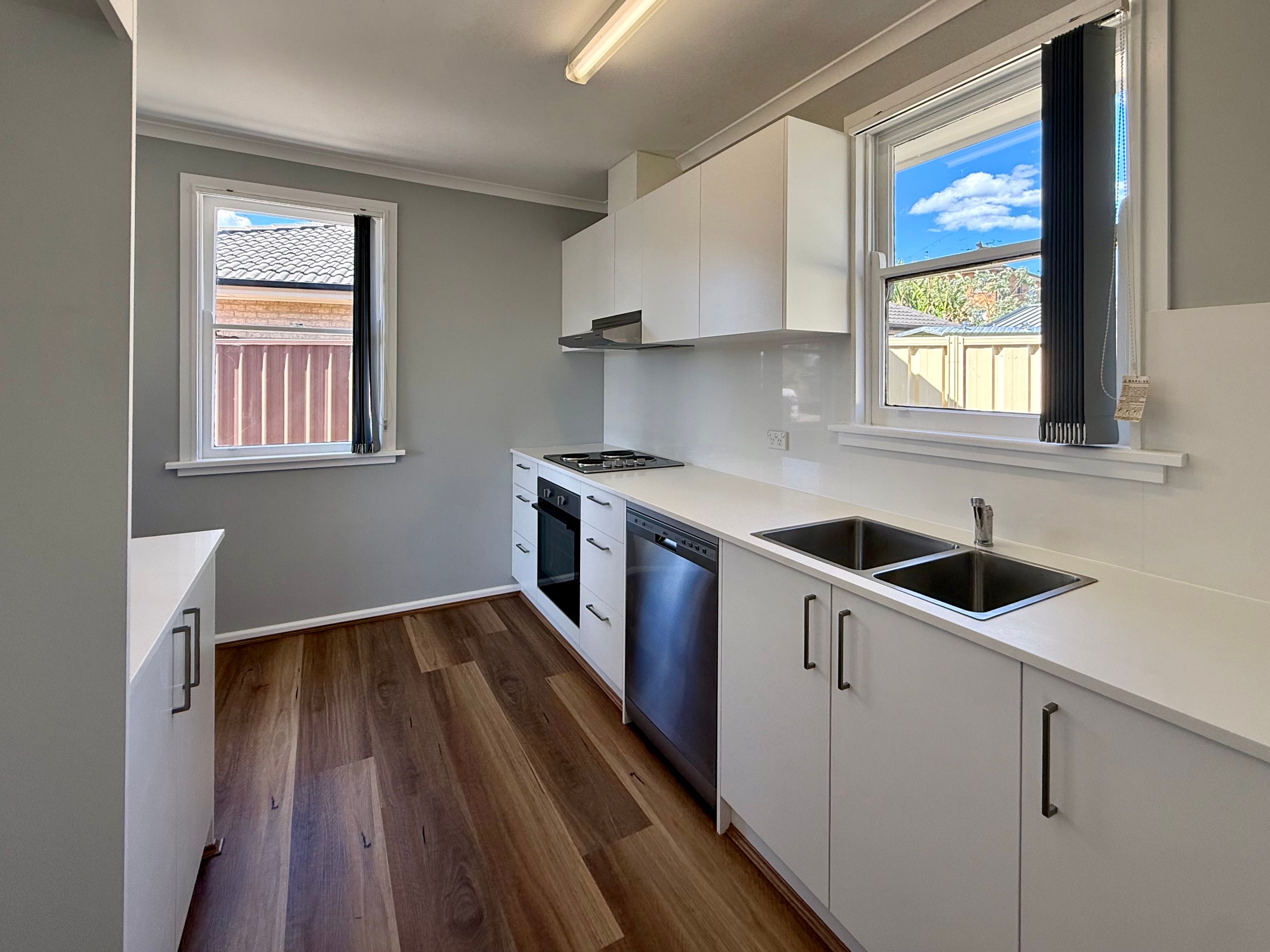 54 Lindesay Street, Campbelltown, NSW 2560