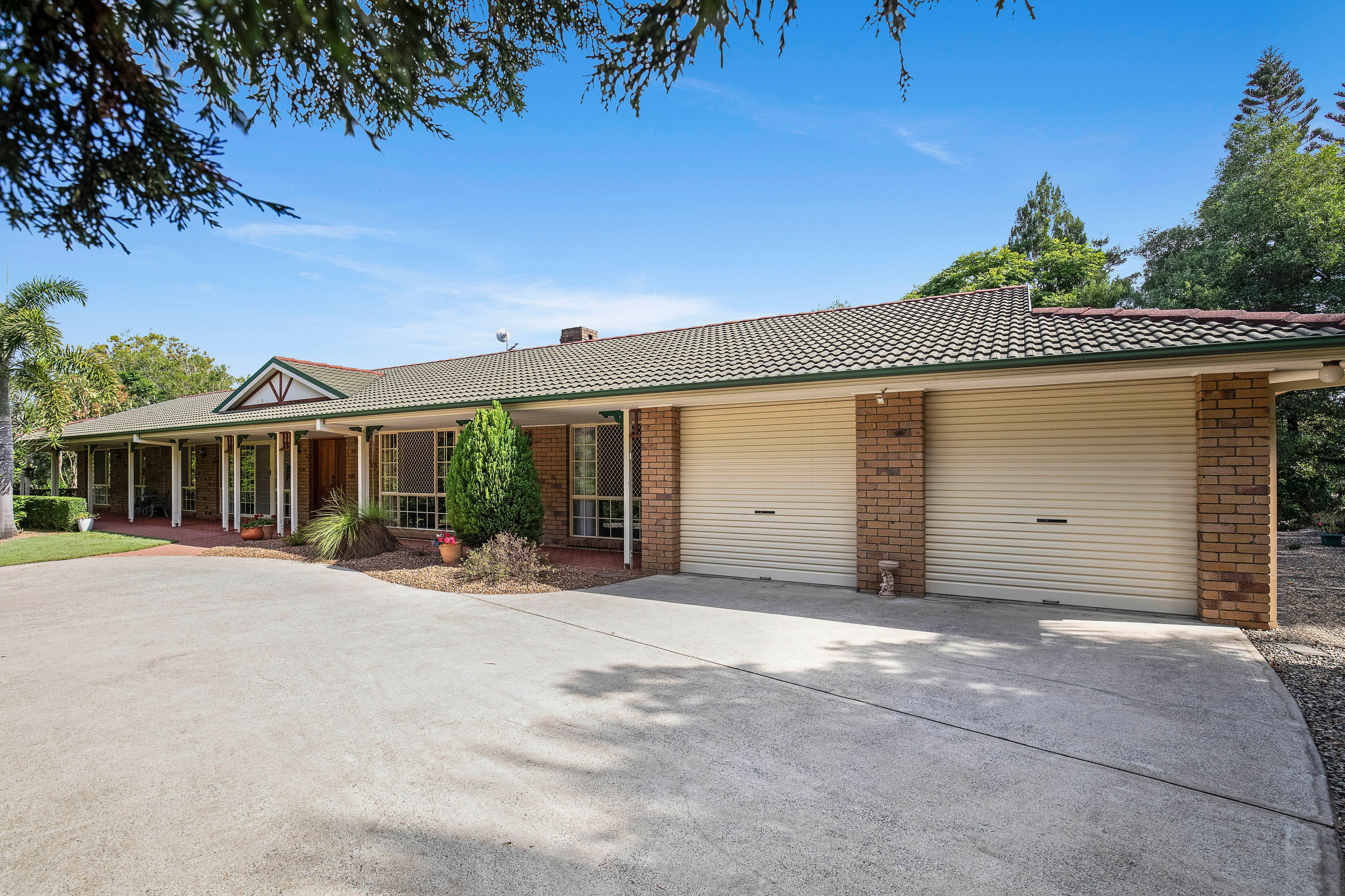 4 Birdwood Drive, Samford Valley, QLD 4520
