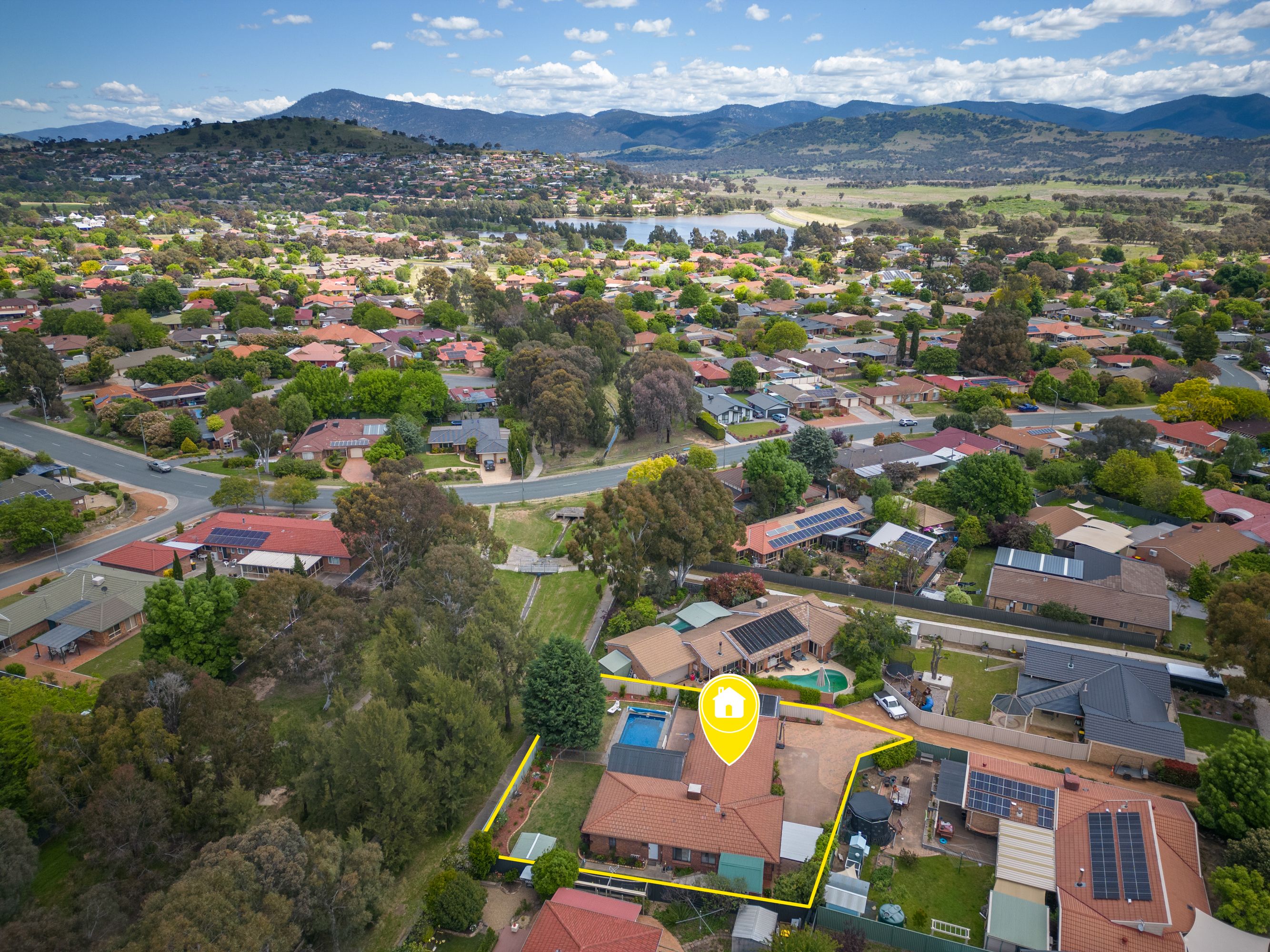 35 Fred Lane Crescent, Gordon ACT 2906
