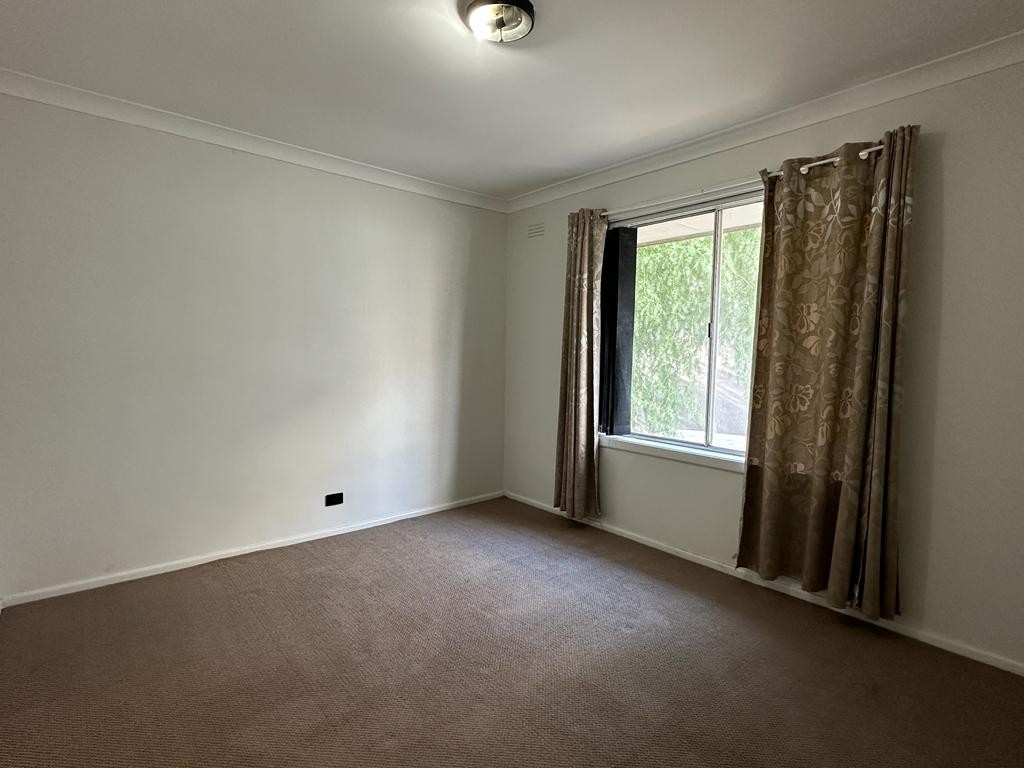 2/28 Salisbury Street, Werribee, VIC 3030