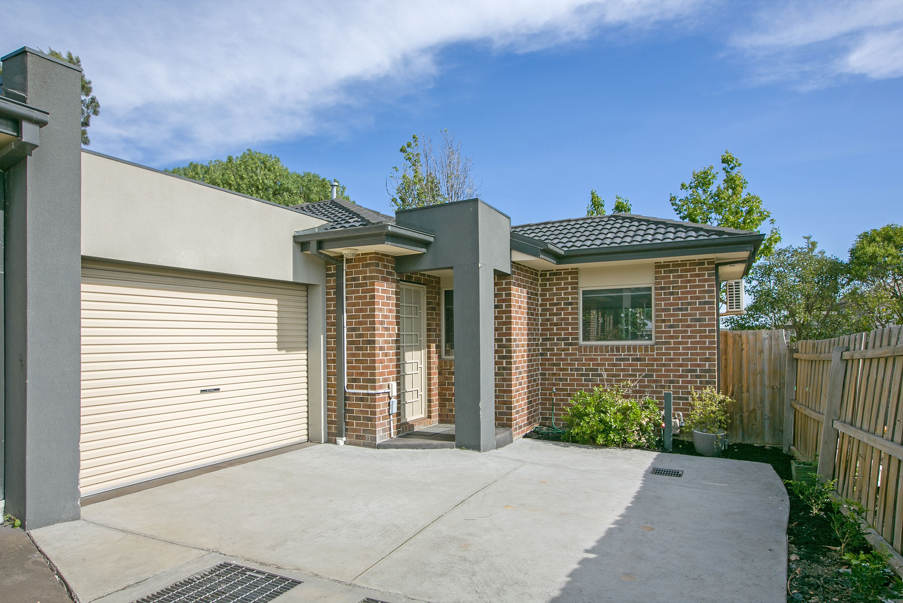51 St Vigeons Road, Reservoir VIC 3073