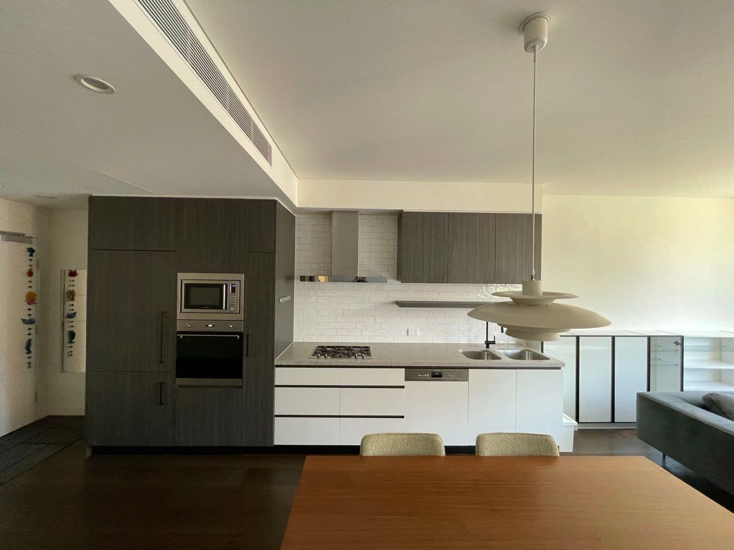 215/5 Elger Street — photo 5 of 11