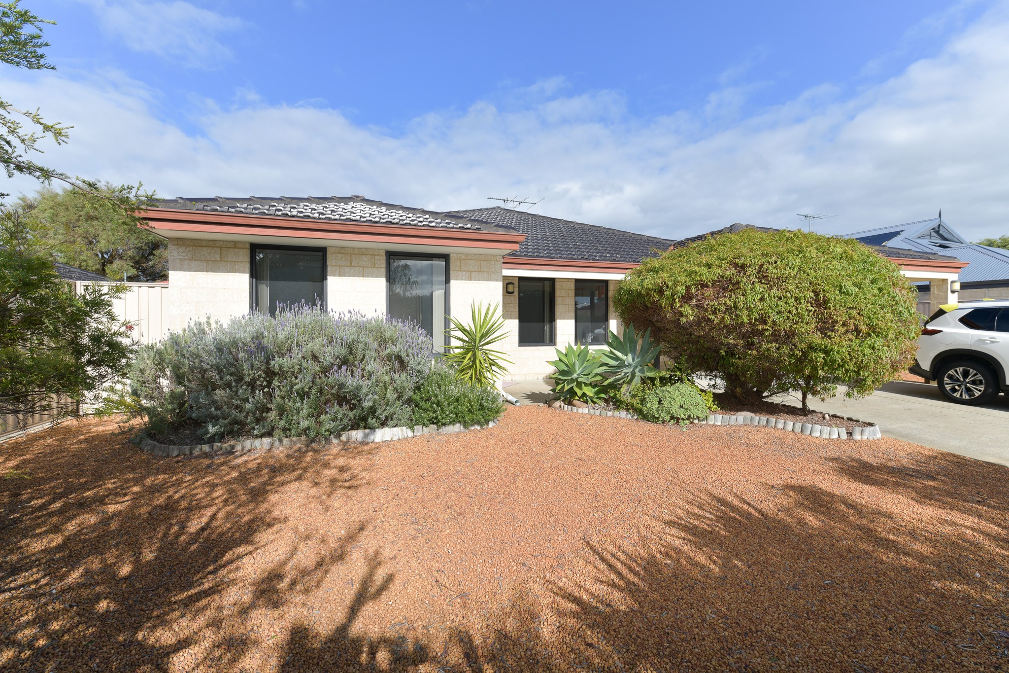 49 Honeyeater Crescent, Geographe, WA 6280