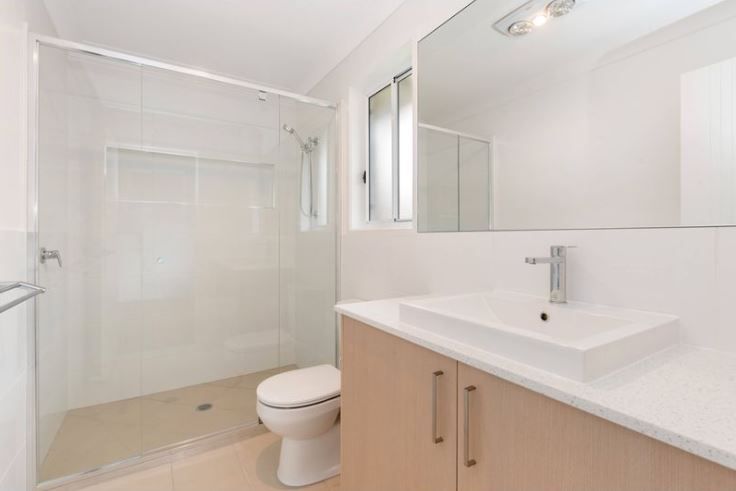 28 Sanctuary Crescent — photo 7 of 11