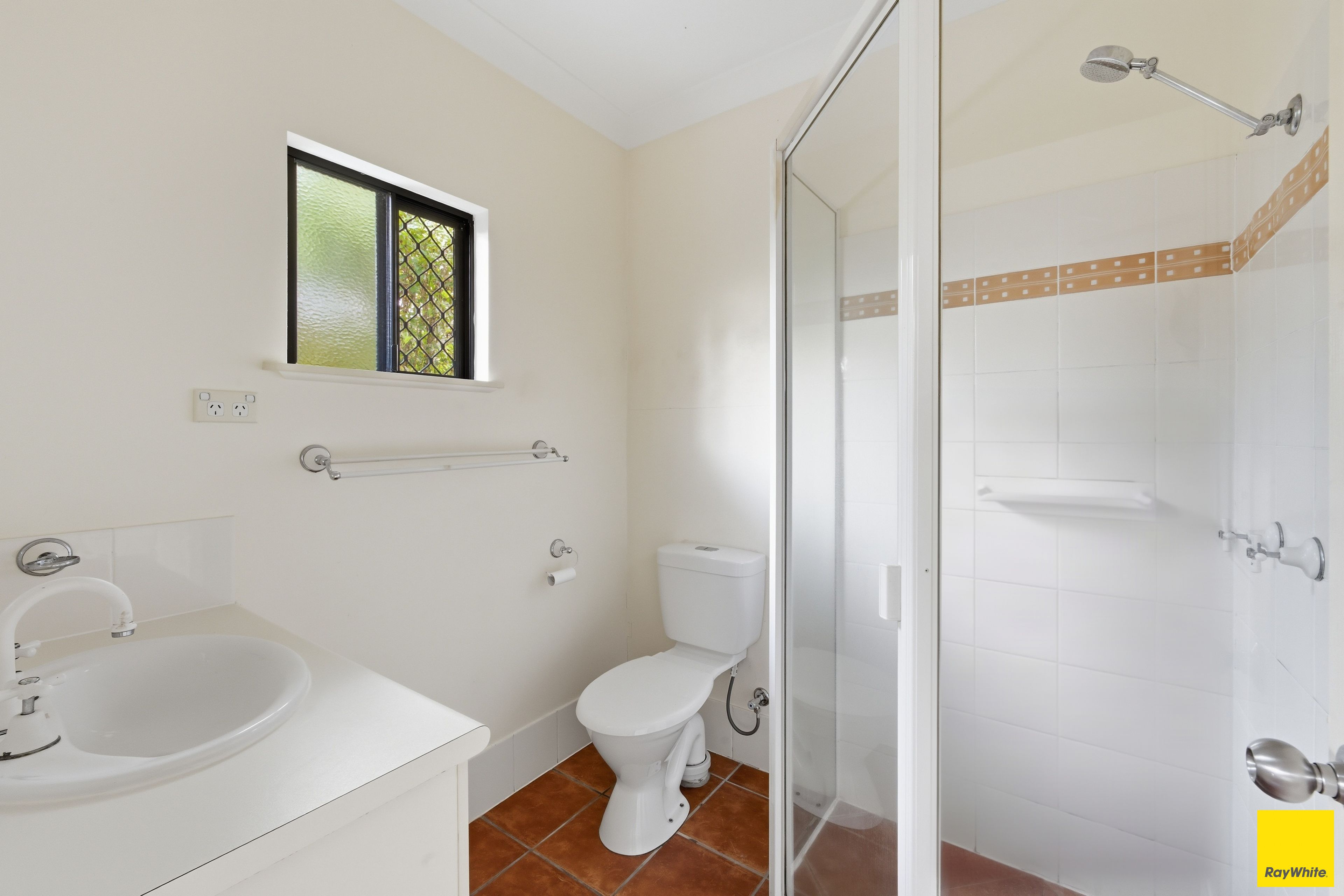 1 Kurrimine Close — photo 14 of 21