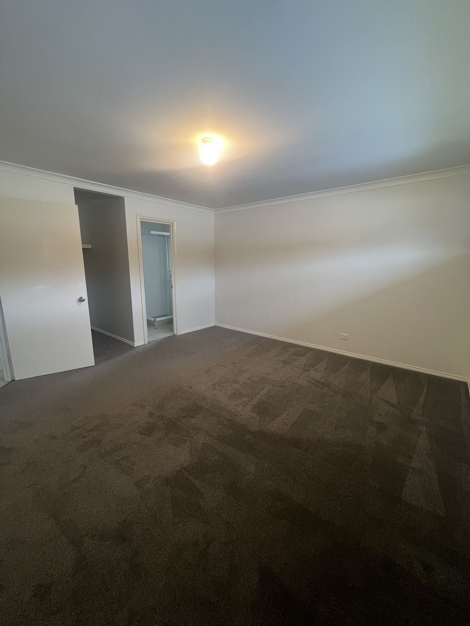54a Brazier Street — photo 4 of 13