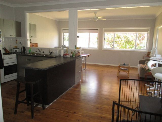 10 Simpson Avenue