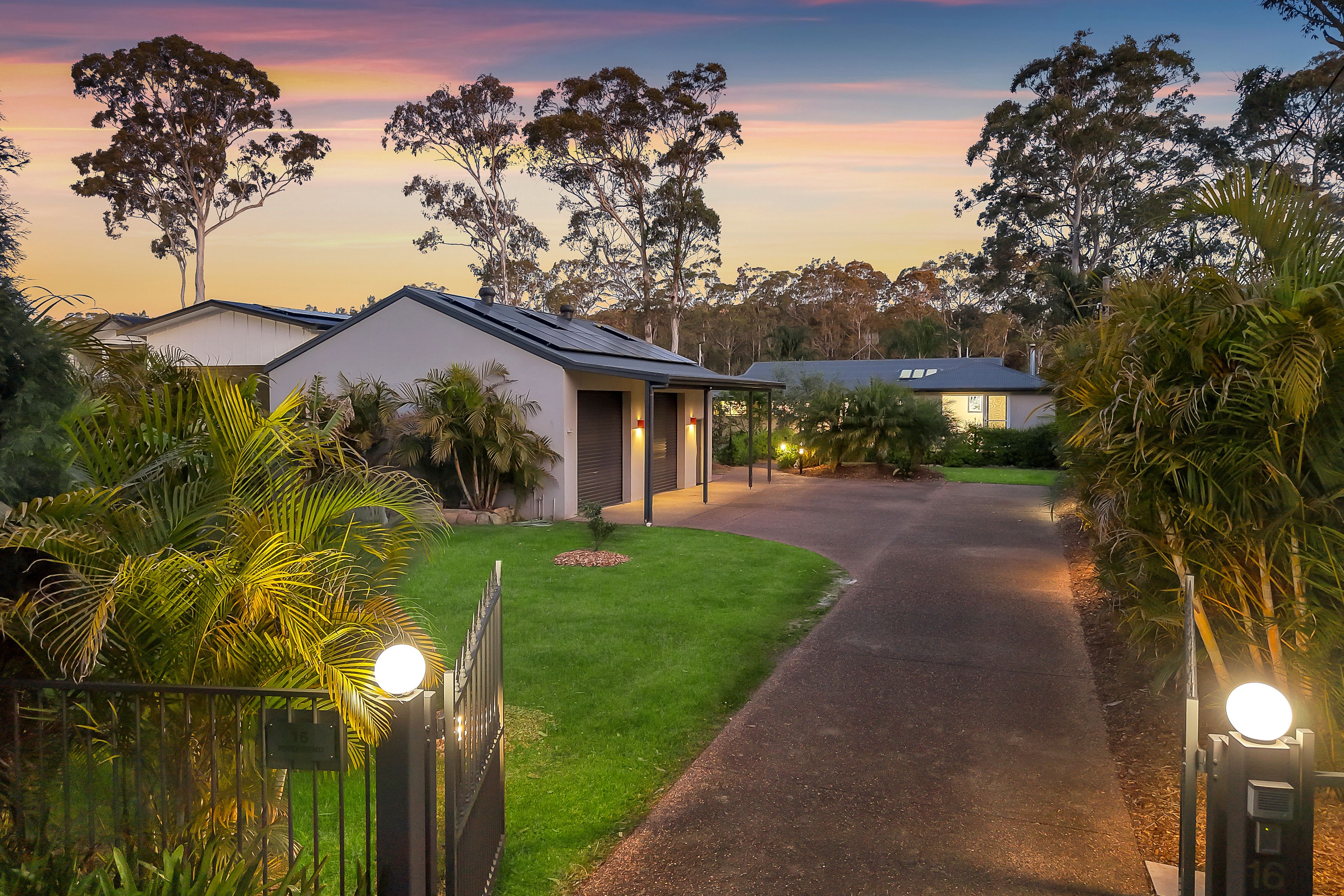 16 Golding Grove, Wyong, NSW 2259