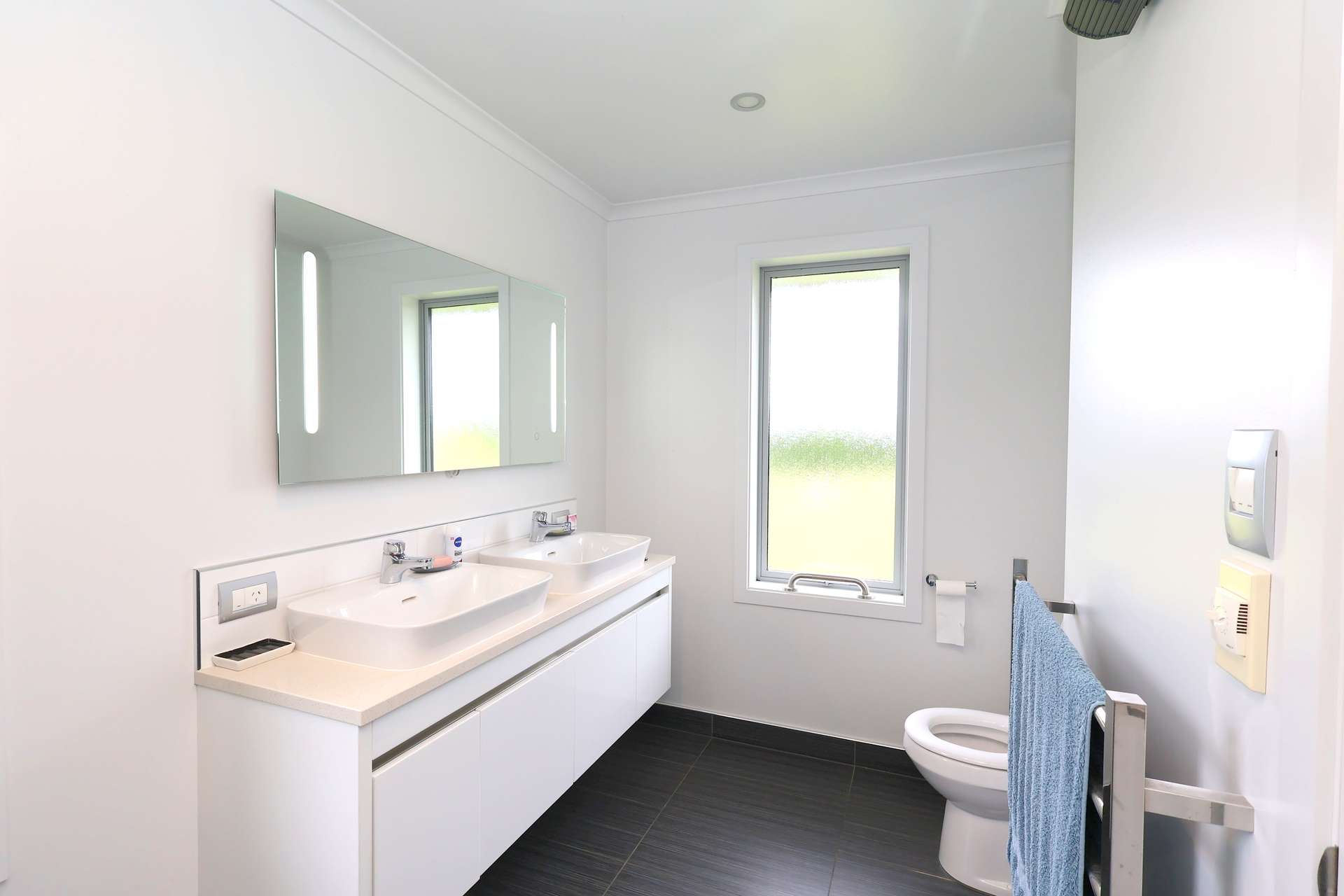 135 Millwood Glen photo 31