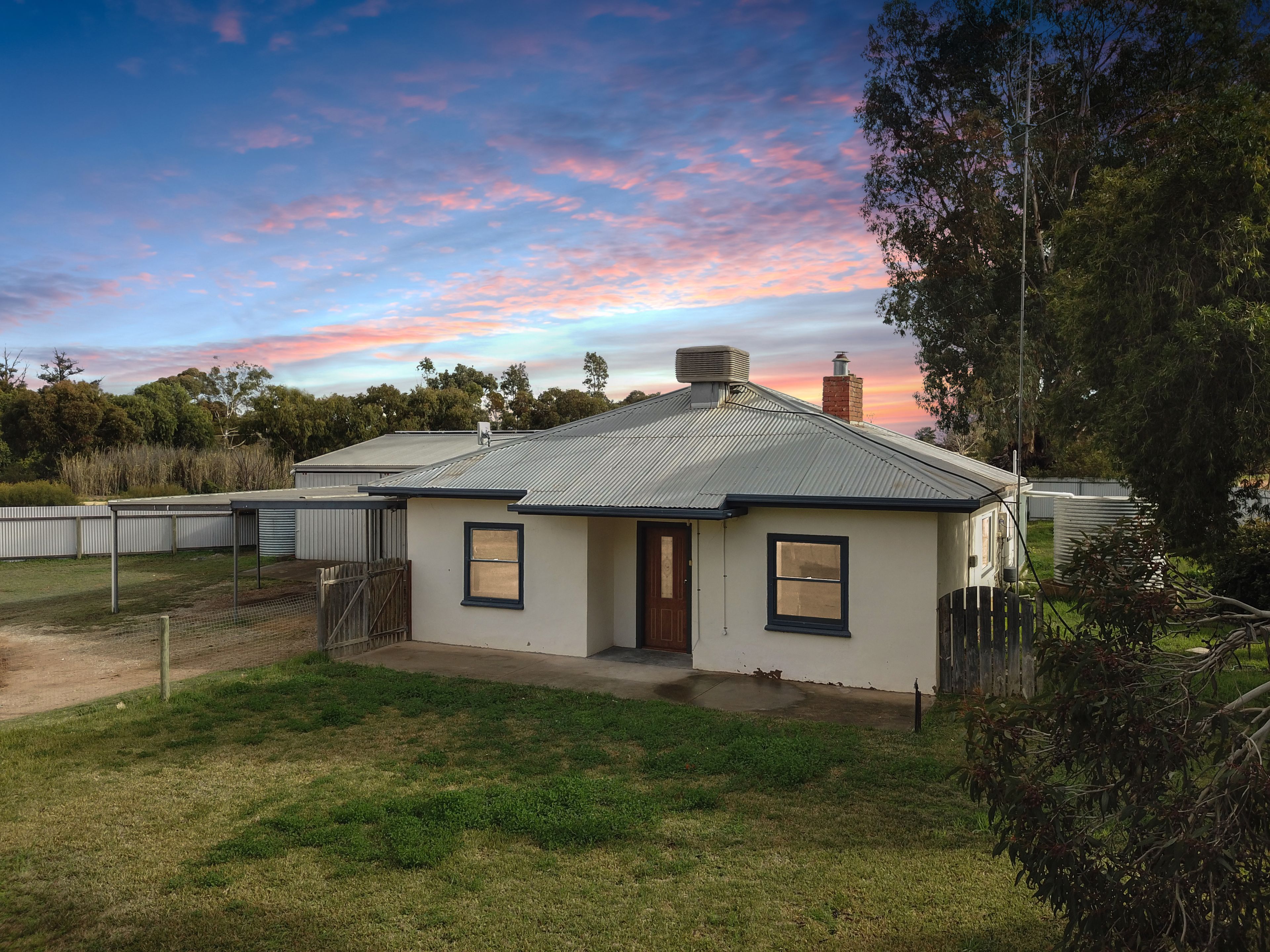 198 Dunstan Road, Waikerie SA 5330