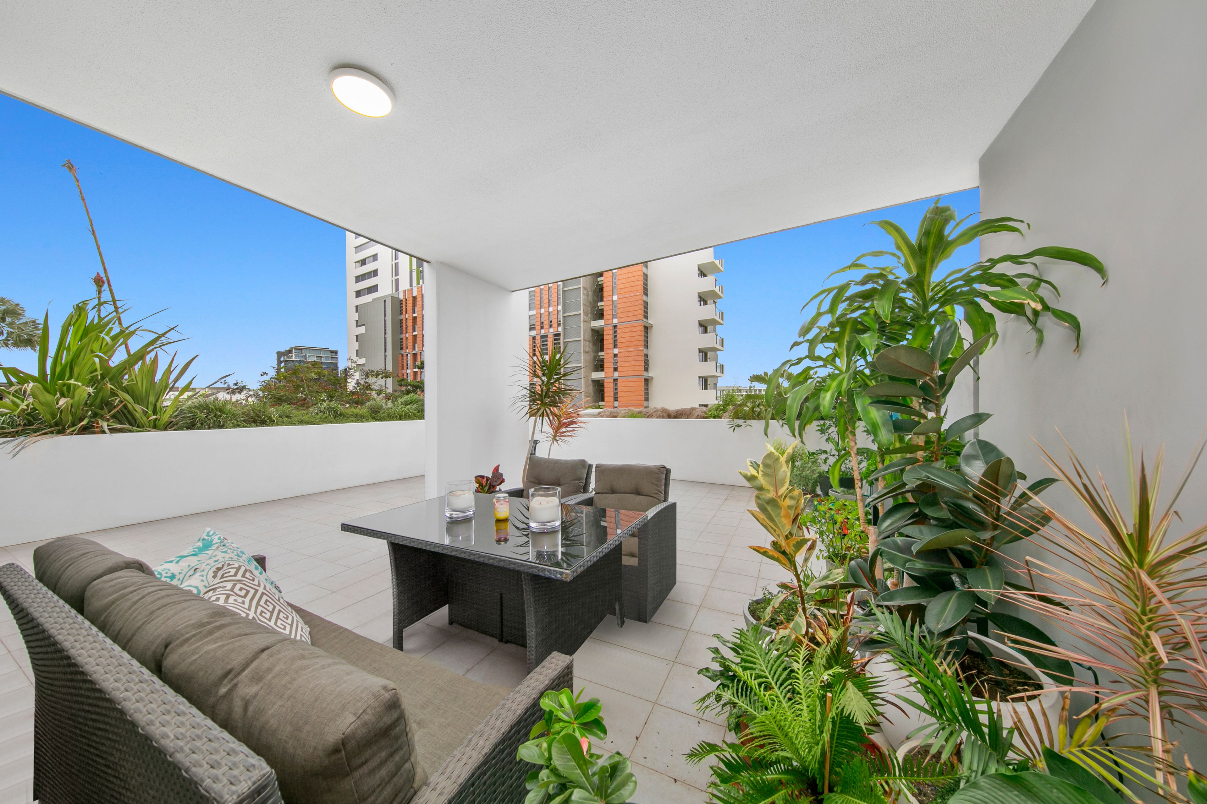 12 Cunningham Street, Newstead QLD 4006