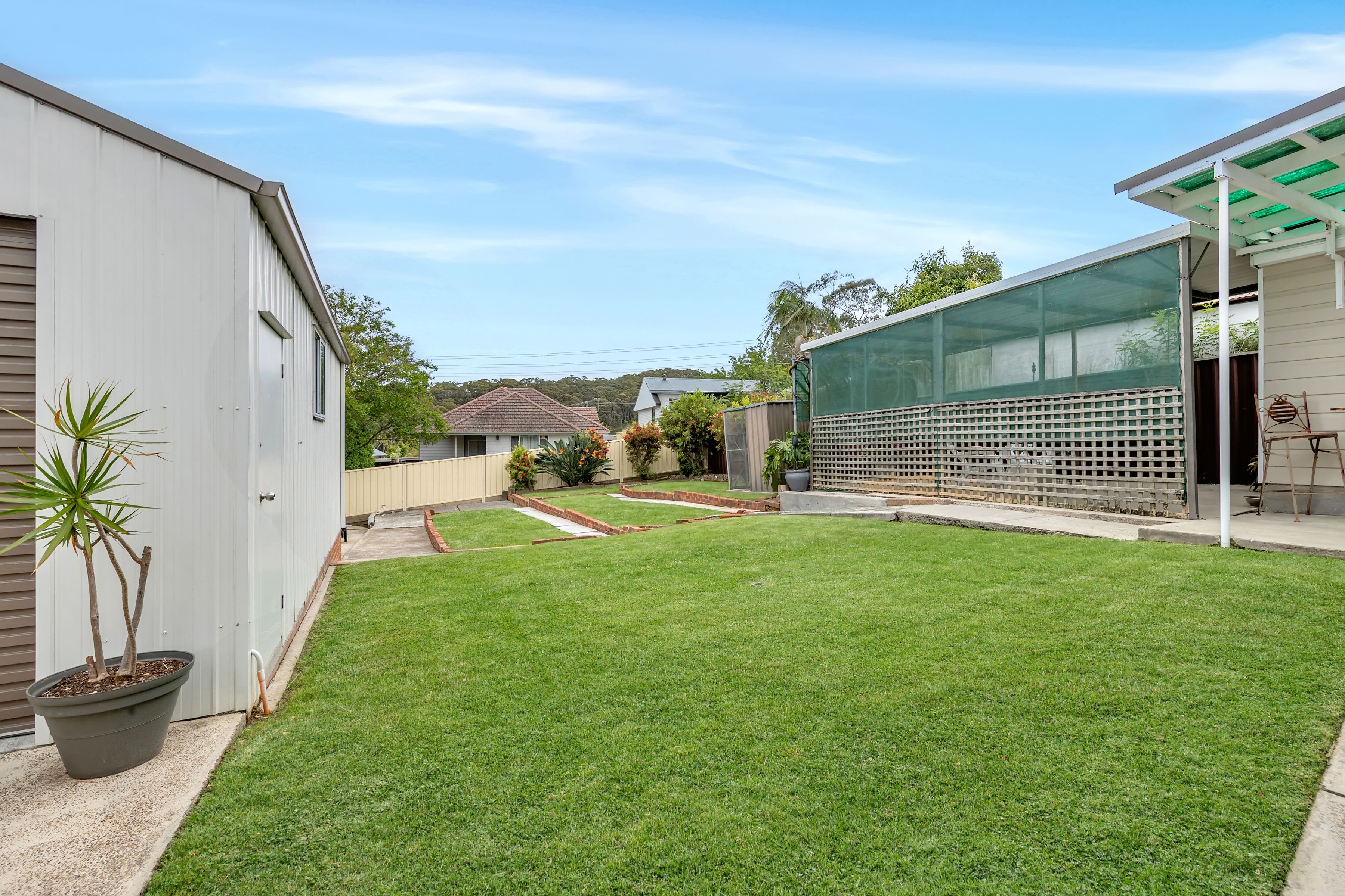 23 Hillsborough Road — photo 13 of 19