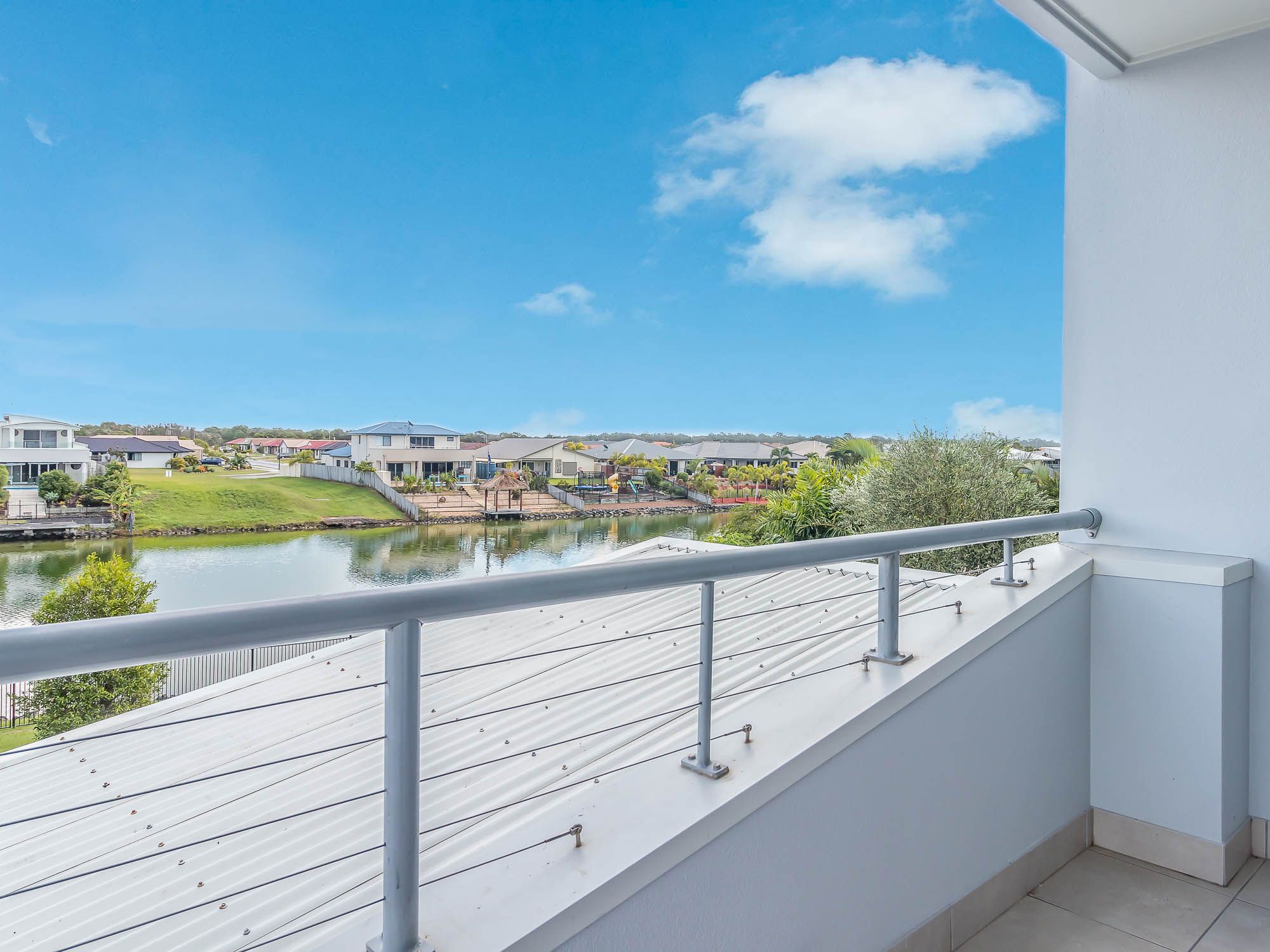 44 Earl St Vincent Circuit, Eli Waters, QLD 4655