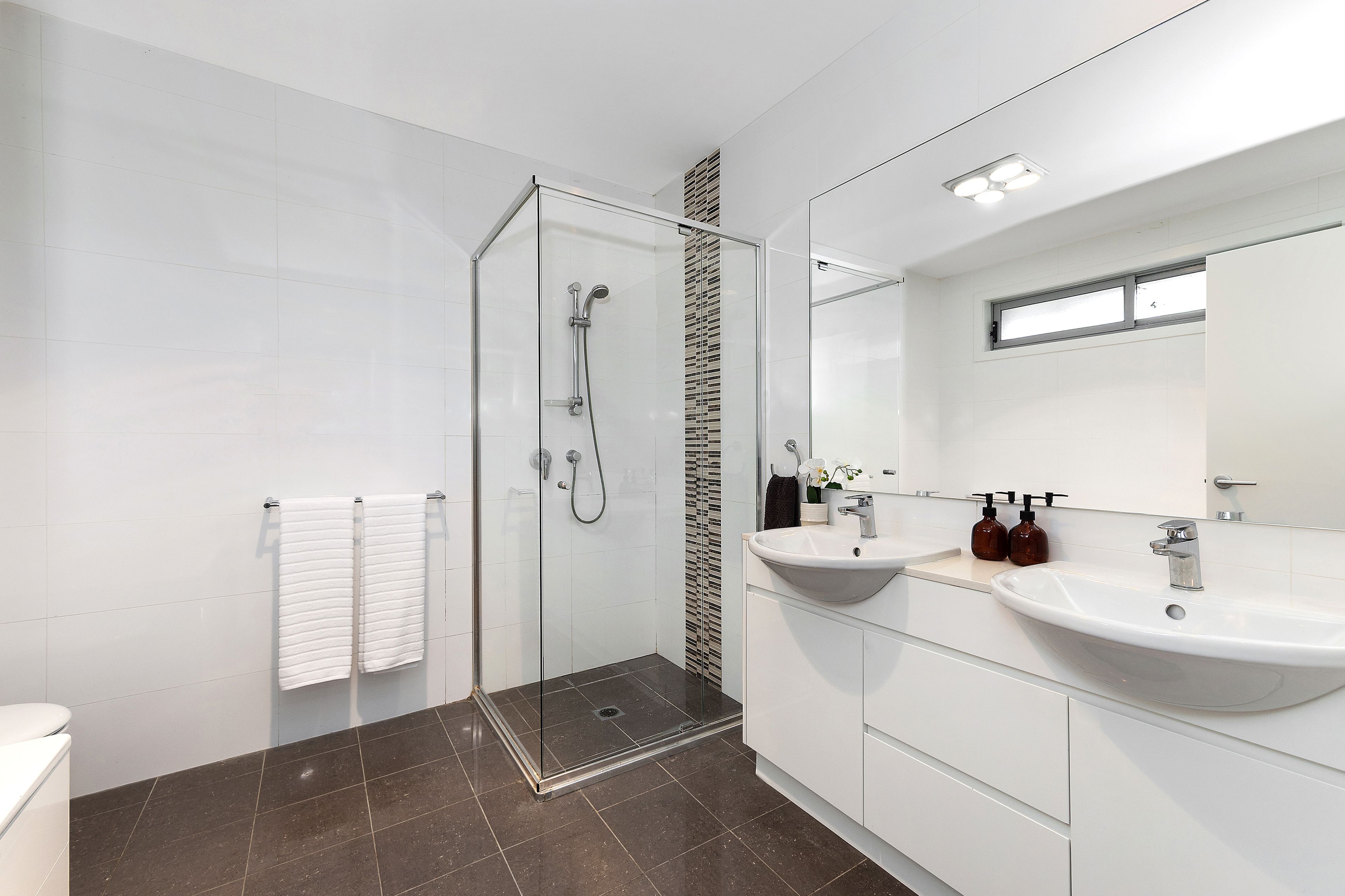 86 Livingstone Avenue — photo 6 of 10