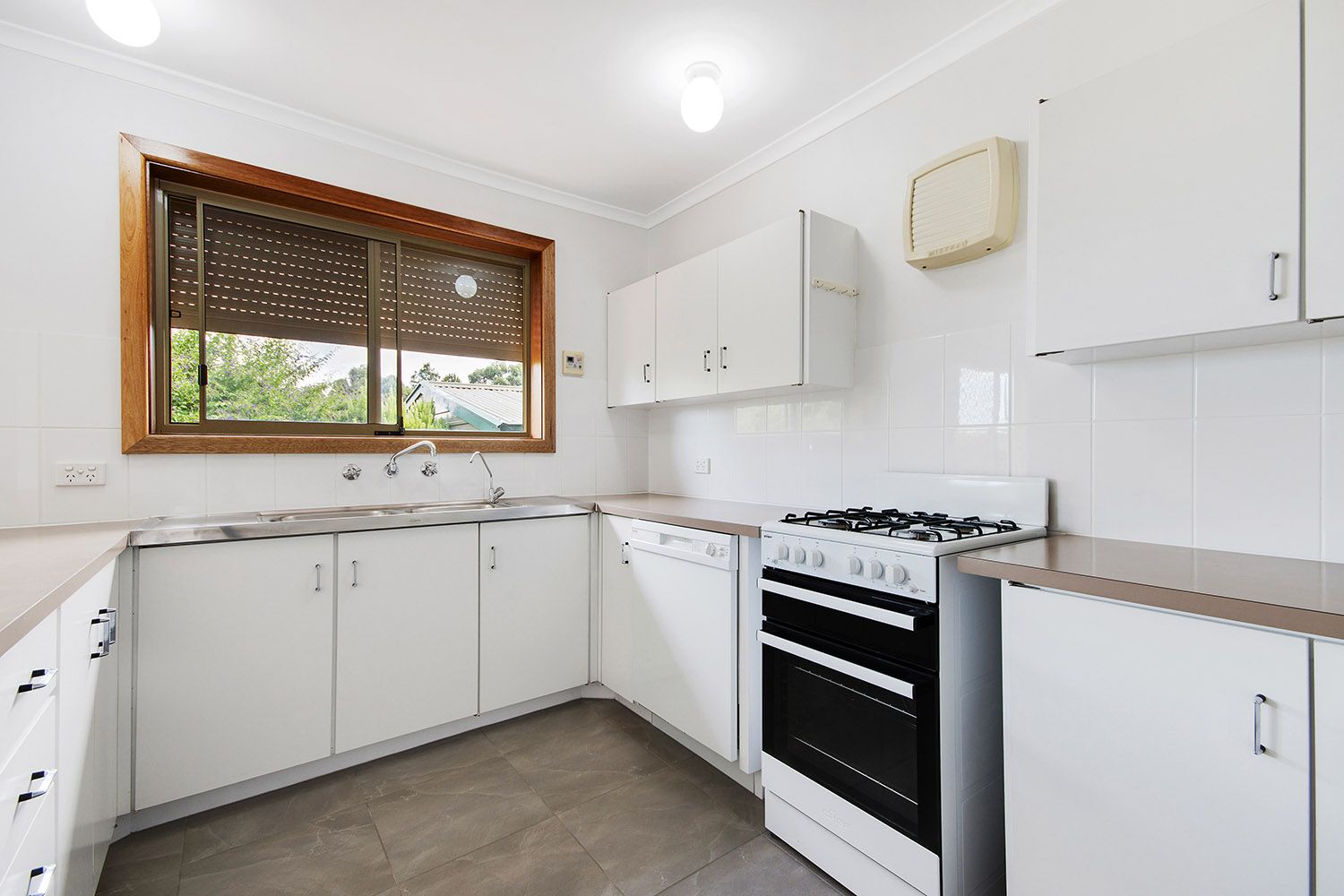 10 Creekvale Court, Wynn Vale, SA 5127