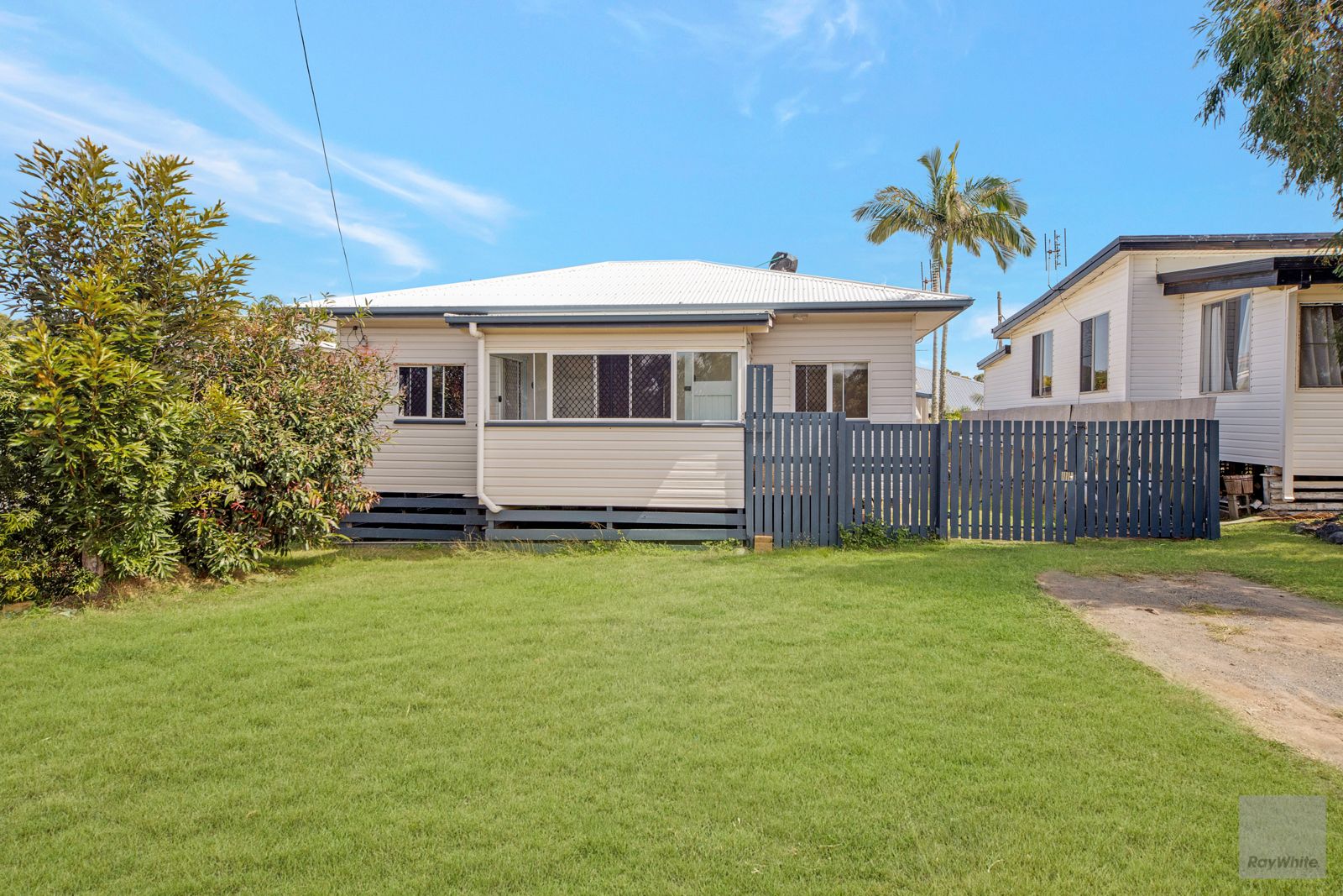 146 Matthew Flinders Drive, Cooee Bay, QLD 4703