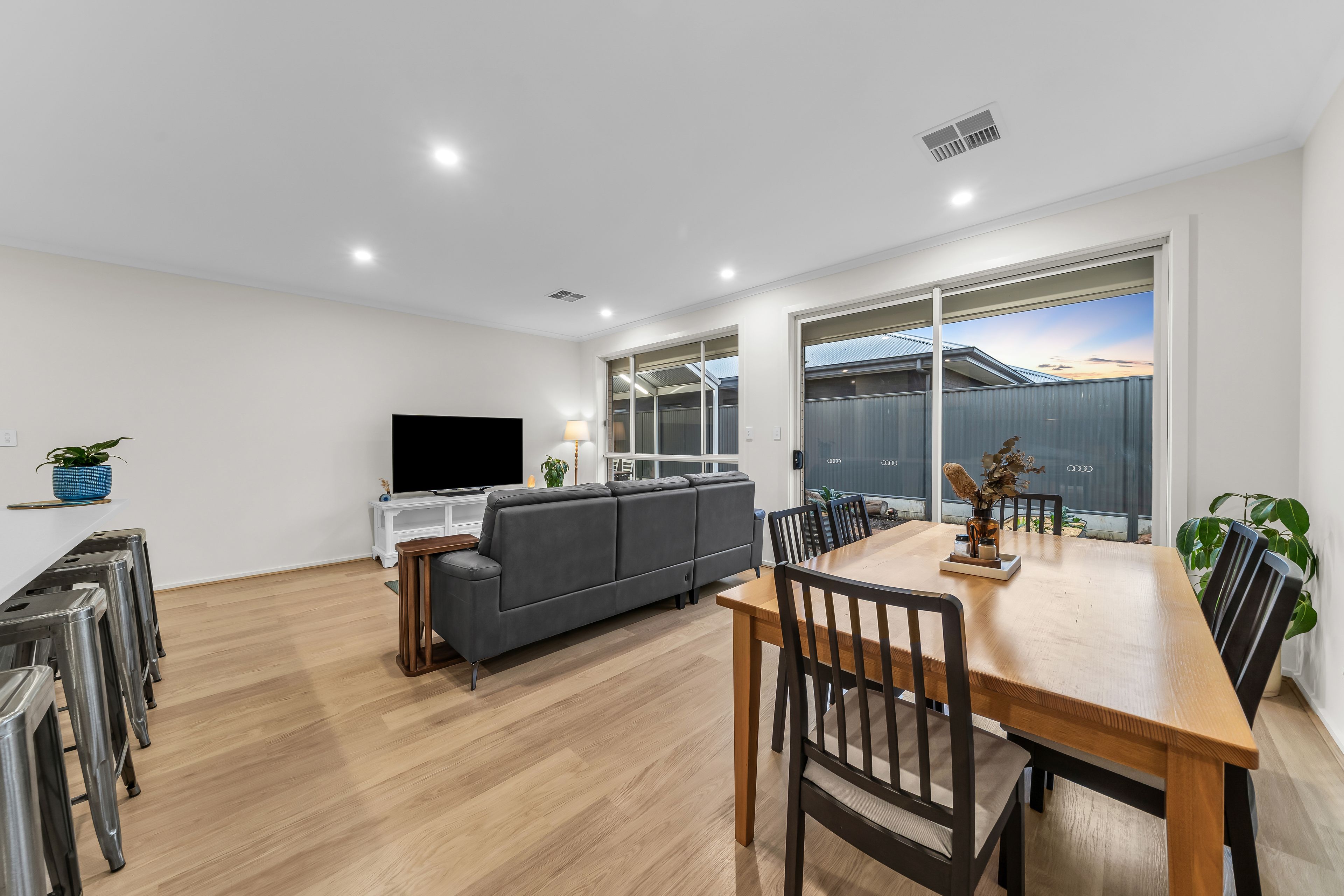 23 Corymbia Avenue — photo 12 of 30