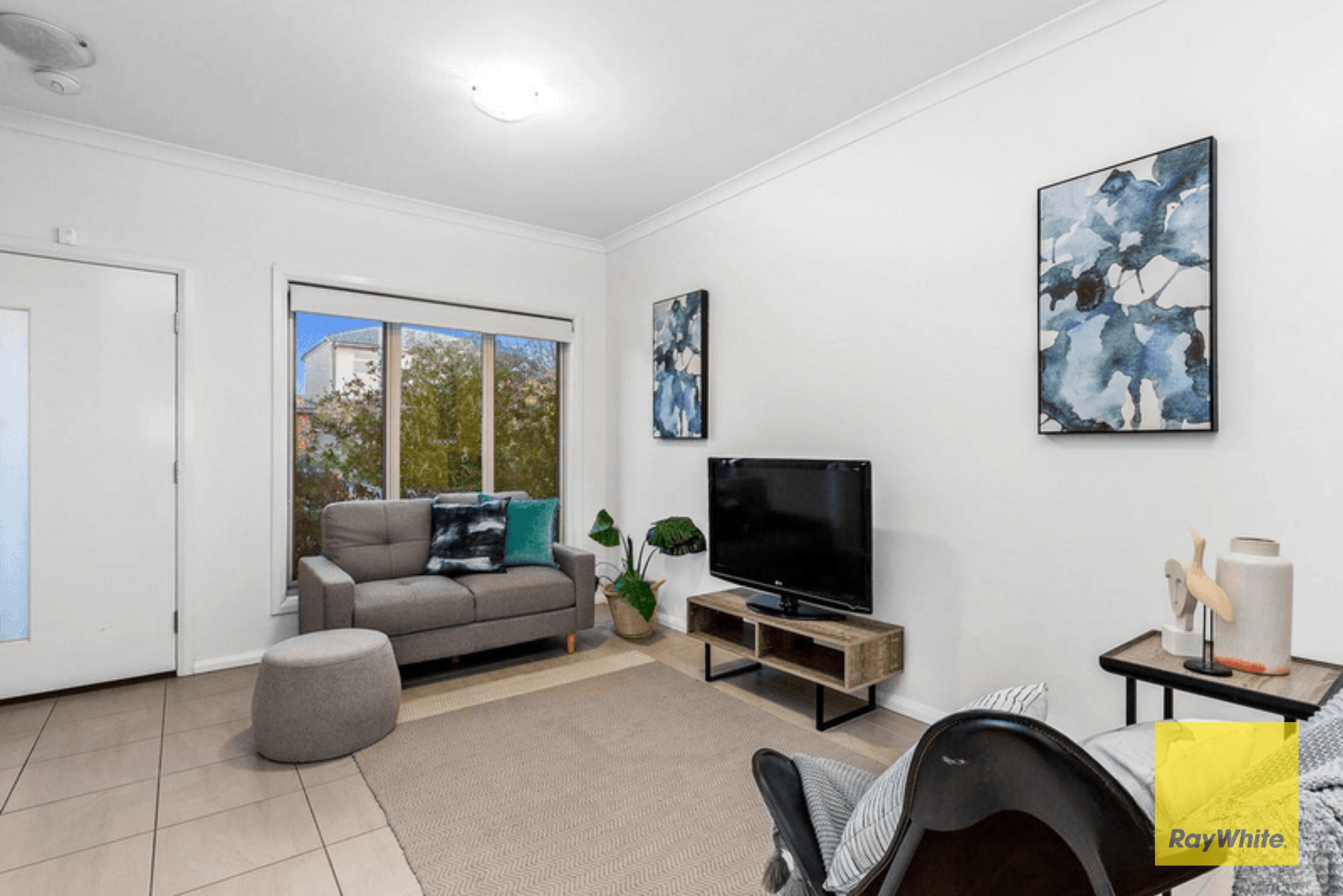 2B Corboy Close, Point Cook, VIC 3030