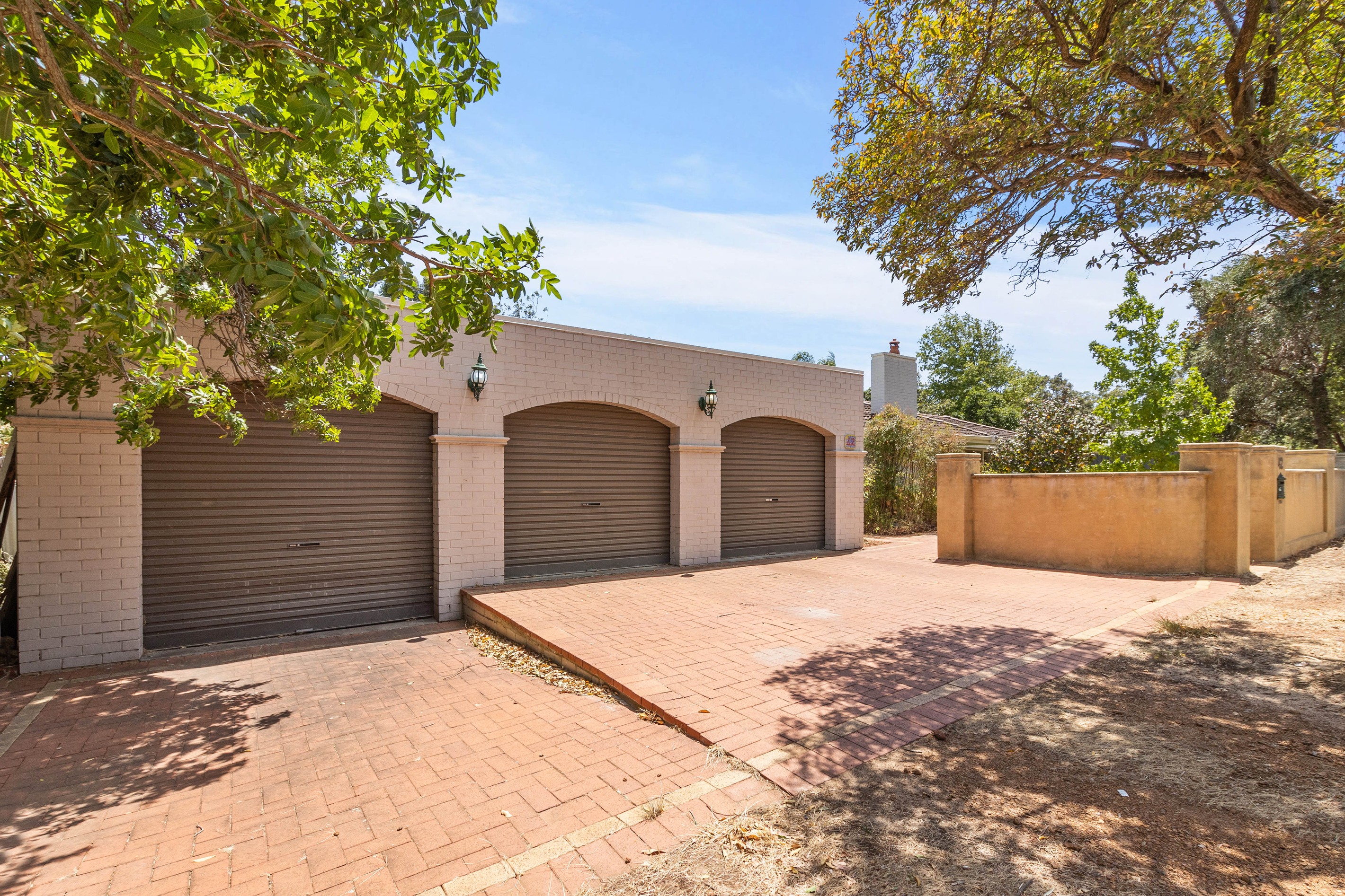 42 Urch Road, Kalamunda, WA 6076