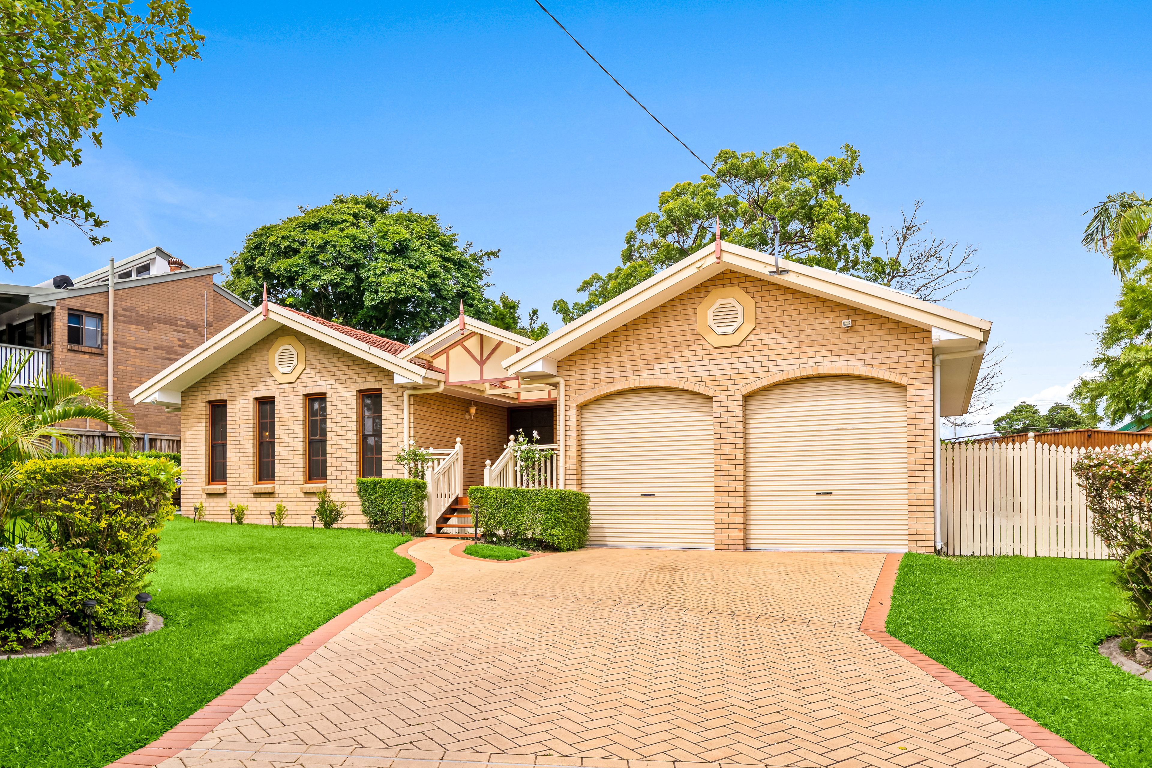 5 La Senda Court, Springwood, QLD 4127