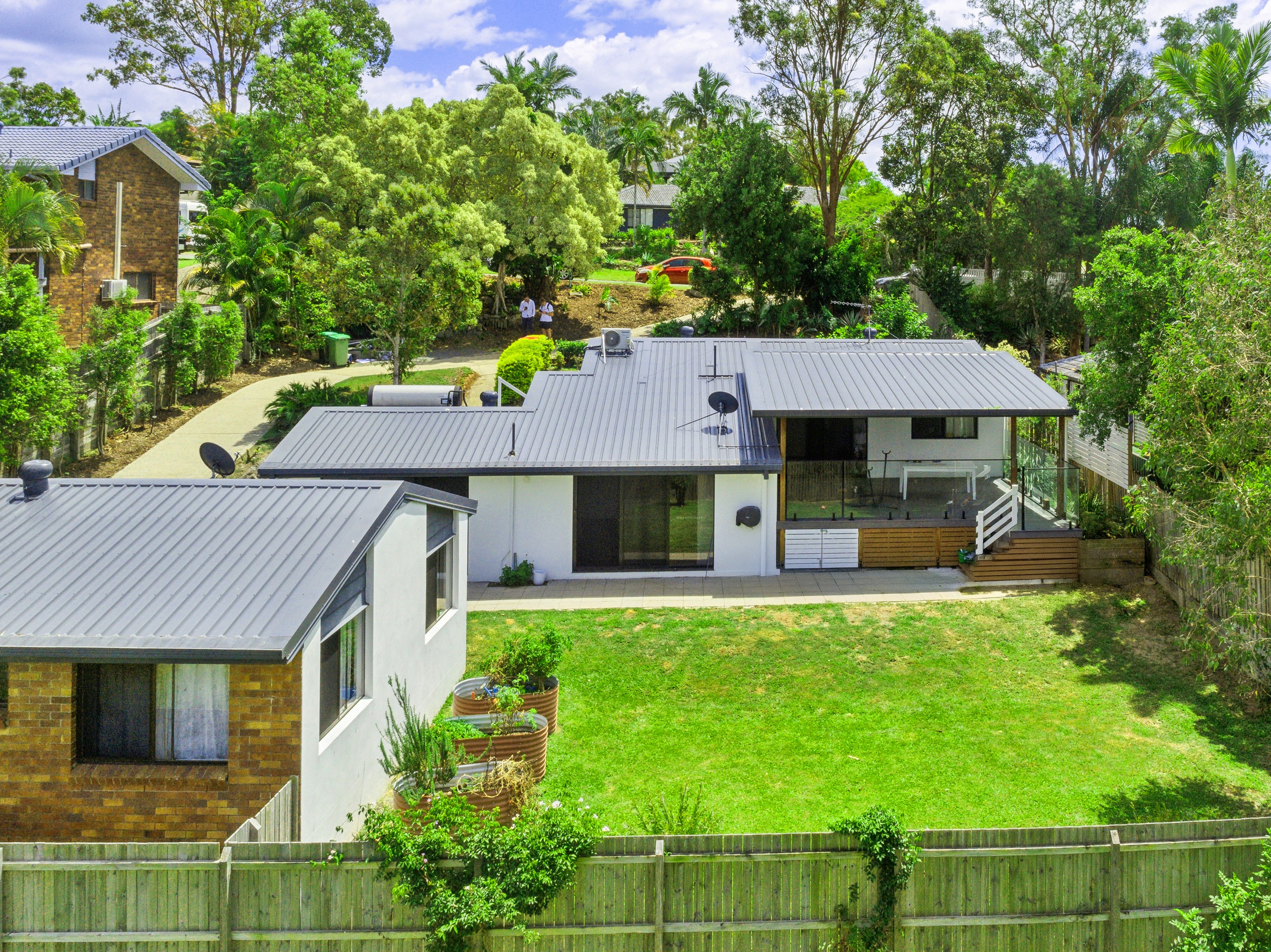 11 Armidale Crescent, Helensvale, QLD 4212