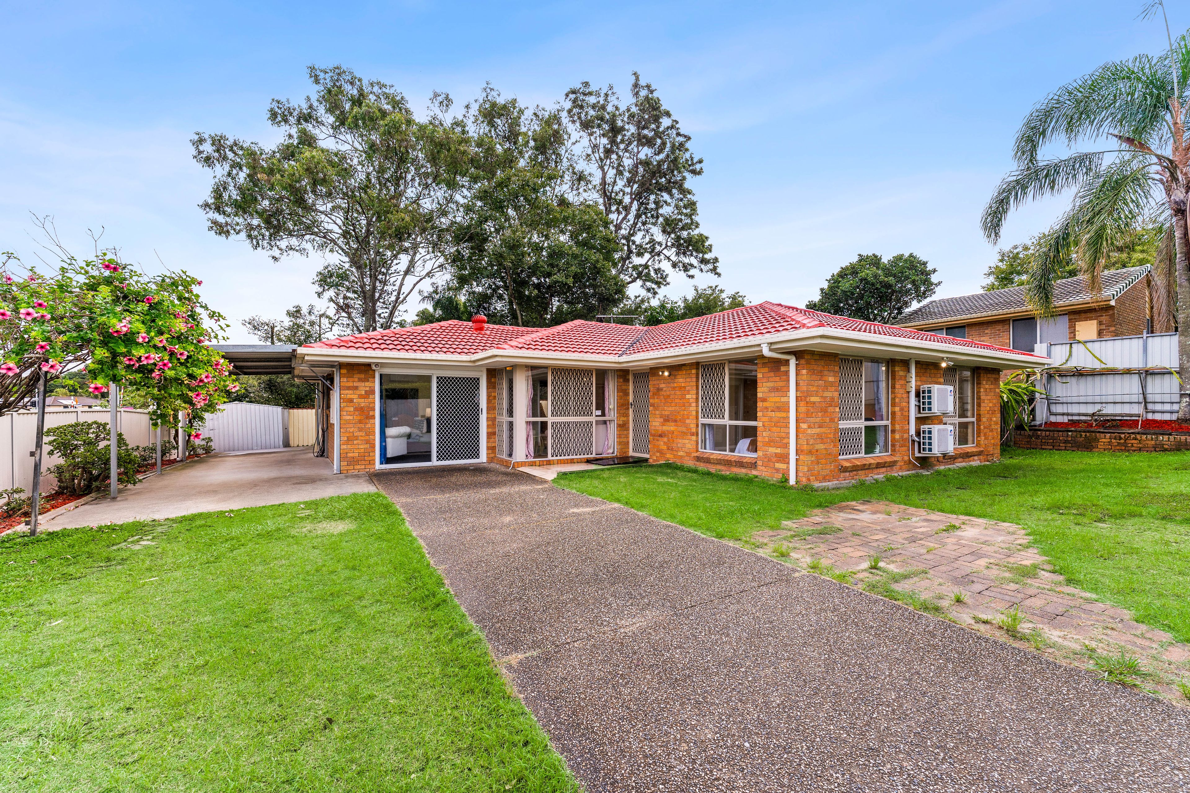 9 Holmewood Street, Runcorn QLD 4113