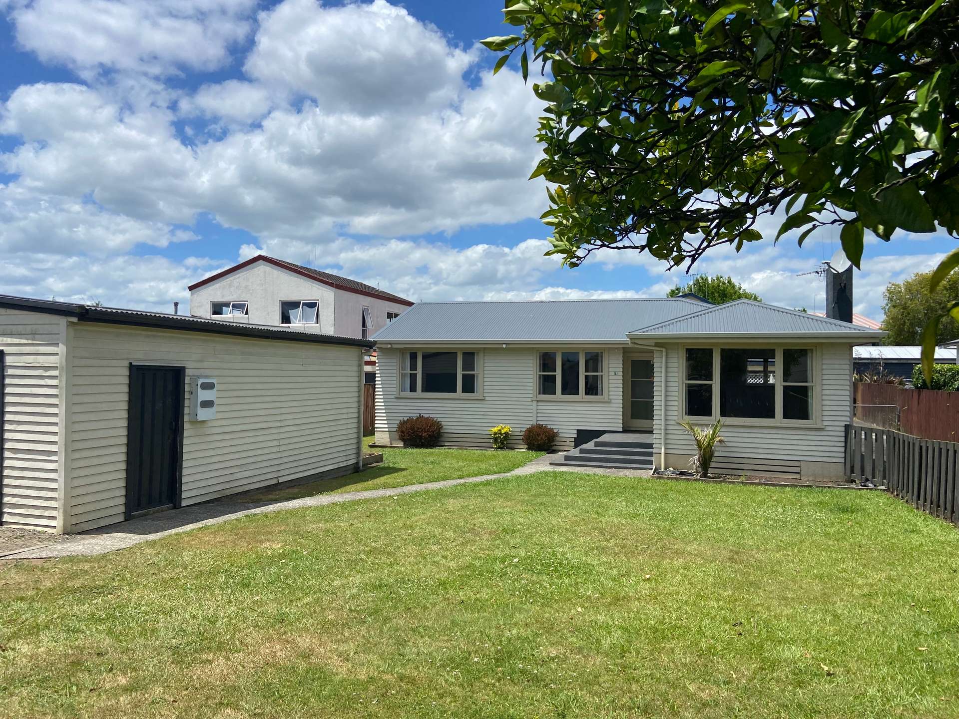 51 Tuhikaramea Road photo 0