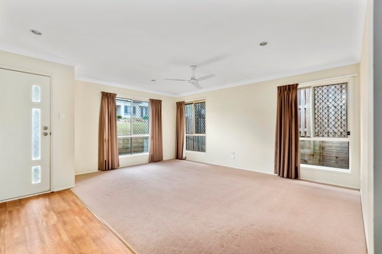 8 Murphy Court, Redbank Plains, QLD 4301